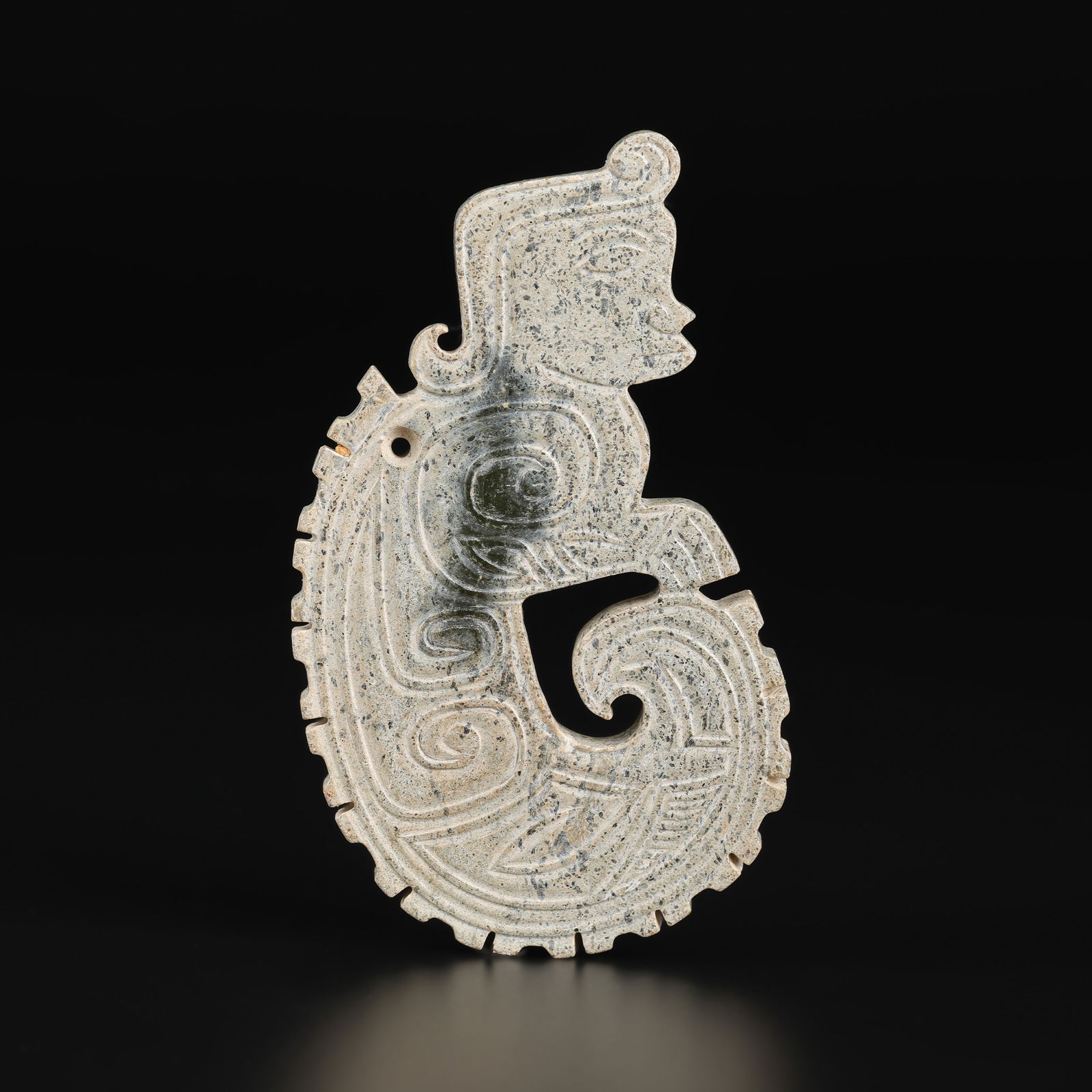 Chines Zhou Dynasty Jade Stone Human Figurine Carved Pendant: Chines Zhou Dynasty Jade Stone Human Figurine Carved Pendant. Size Detail: 5 x 8.2cm Weight: 50gram