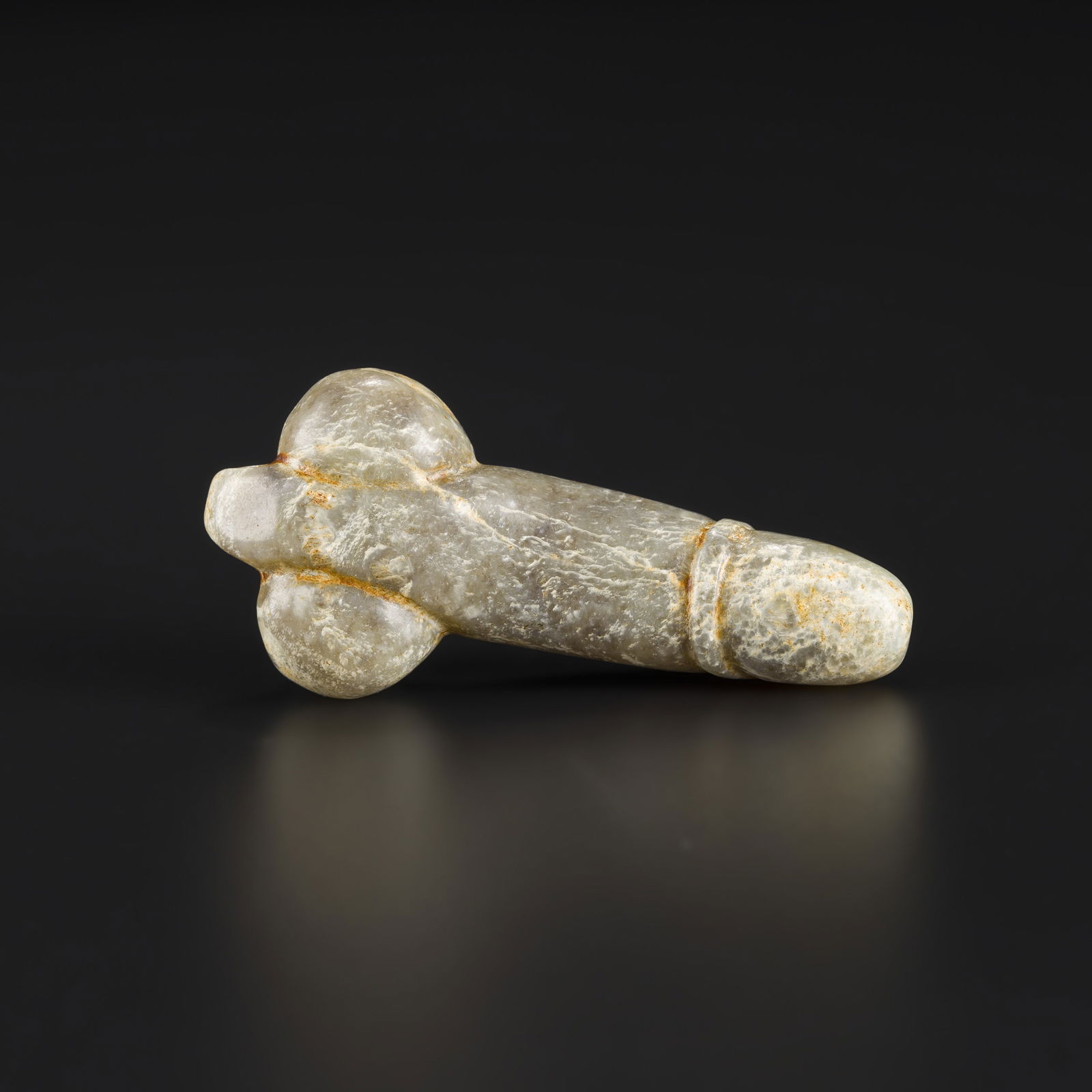 Antique Carved Jade Fertility Amulet: Antique Carved Jade Fertility Amulet Size Detail: 6.6 x 3cm Weight: 37gram