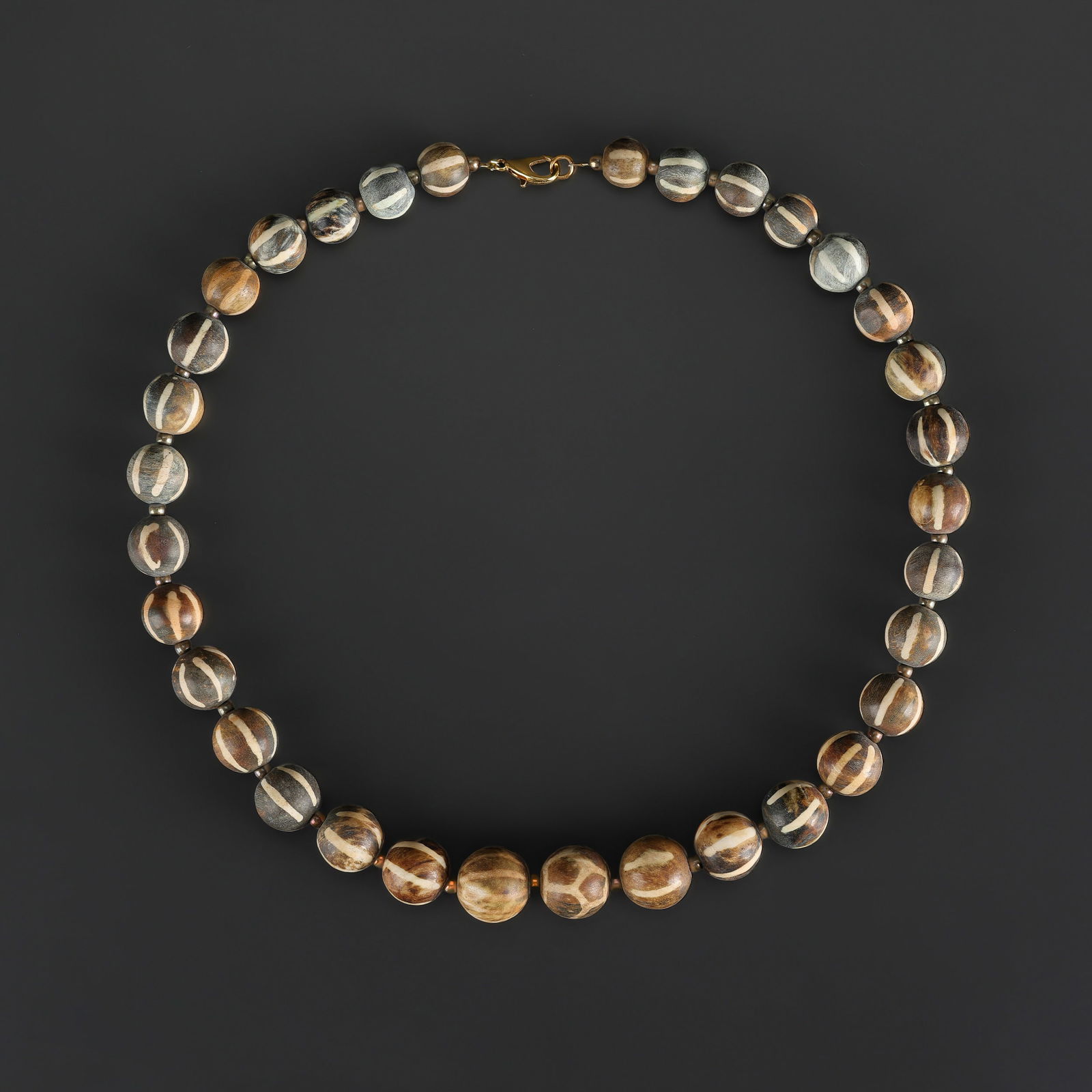 Ancient Fossilized Opalized Palmwood Pyu Pumtek Beads Strand: Ancient Fossilized Opalized Palmwood Pyu Pumtek Beads Strand Length: 20in Total Weight: 105gram