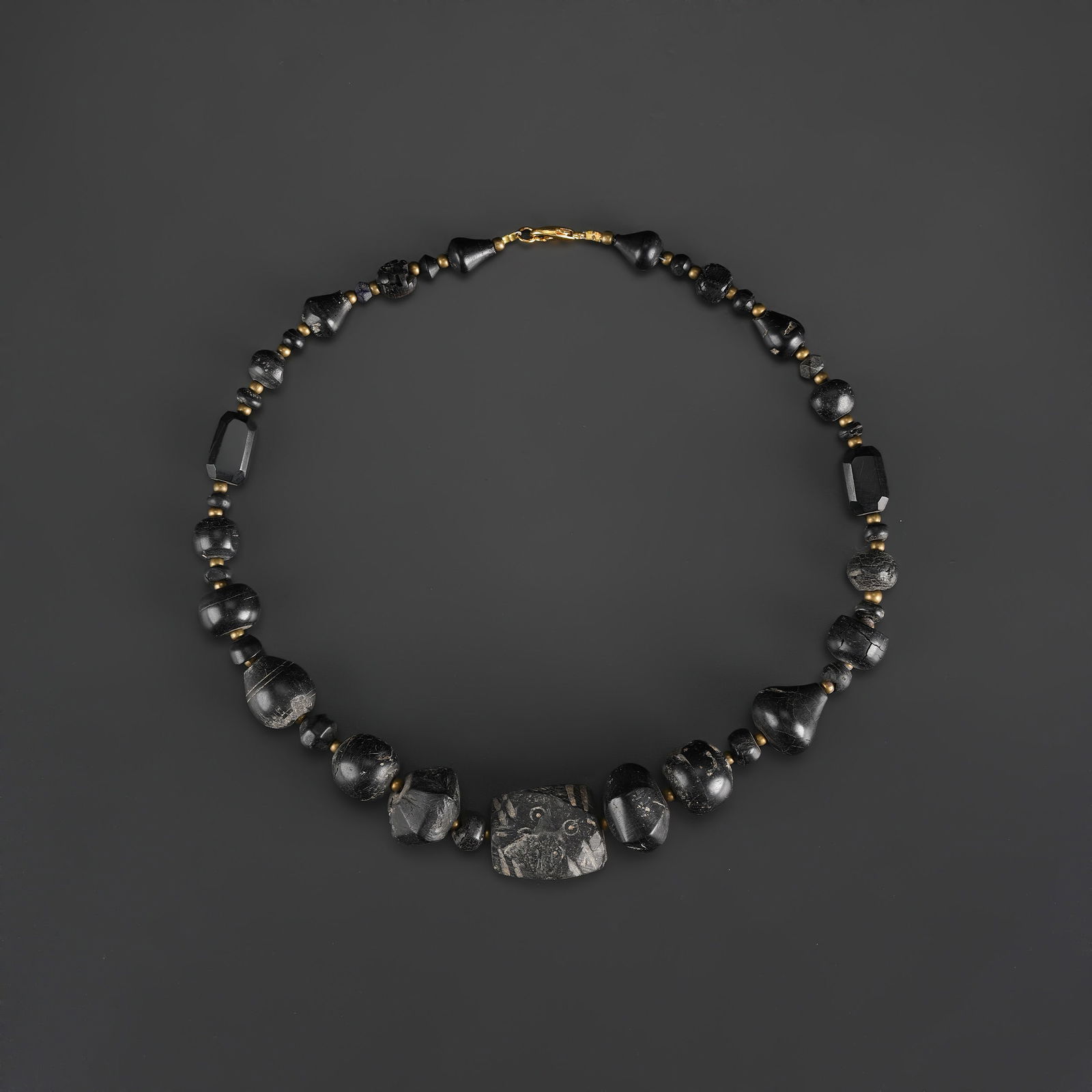 Stunning Carved Faceted Matte Onyx Antique Beads Strand: Stunning Carved Faceted Matte Onyx Antique Beads Strand Length: 20in Total Weight: 76gram