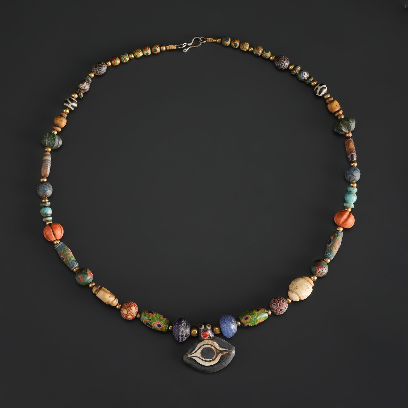 Collection of Antique Mix Material Old Roman Glass Beads Necklace: Collection of Antique Mix Material Old Roman Glass Beads Necklace Length: 23in Total Weight: 59gram