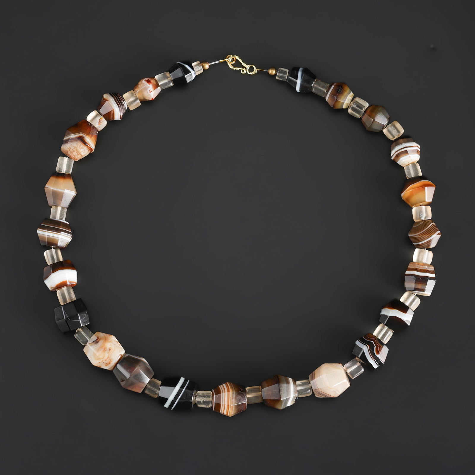 Antique Idar Oberstein Agate Beads Antique German Agate Stone Beads: Antique Idar Oberstein Agate Beads Antique German Agate Stone Beads Length: 23in Total Weight: 221gram