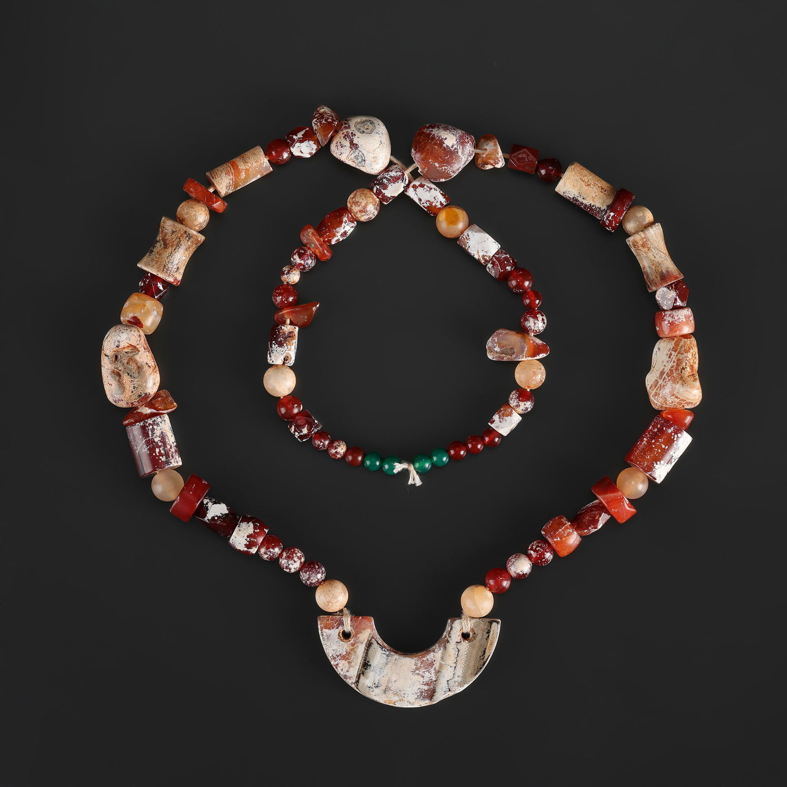 Old Ancient Mixed Oxidized Carnelian Beads Necklace: Old Ancient Mixed Oxidized Carnelian Beads Necklace Length: 32in Total Weight: 154gram