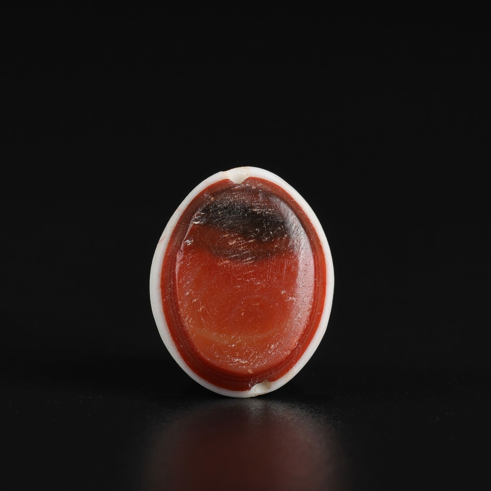Old Luk Milk Eye Agate Amulet Bead: Old Luk Milk Eye Agate Amulet Bead Size Detail: 1.6 x 2cm Weight: 2gram