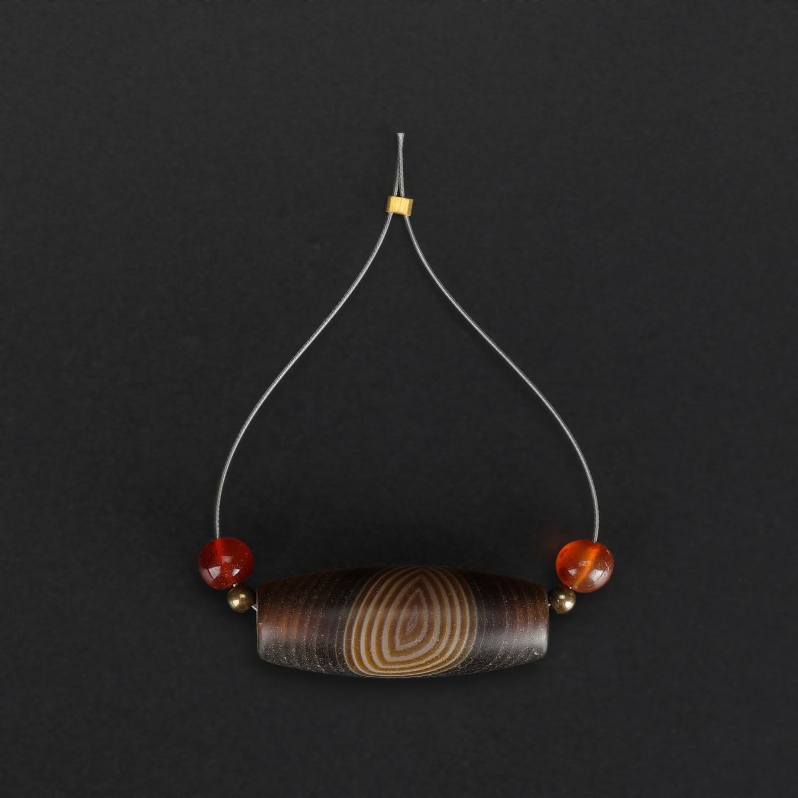 Collection of Banded Agate and Carnelian Beads Lot: Collection of Banded Agate and Carnelian Beads Lot Total Weight: 8gram