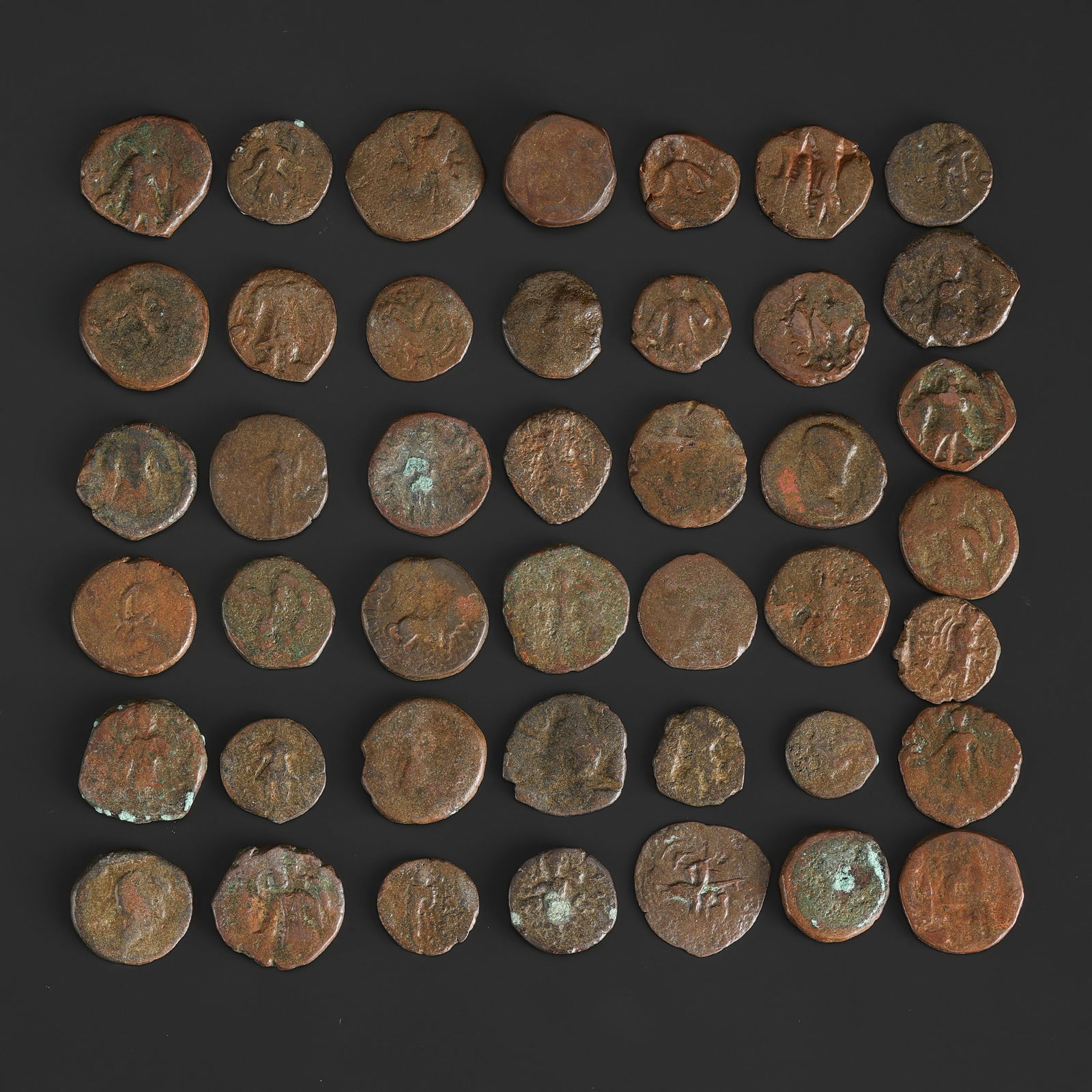 Collection of Ancient Kushan Empire Bronze Coins: Collection of Ancient Kushan Empire Bronze Coins Total Weight: 231gram
