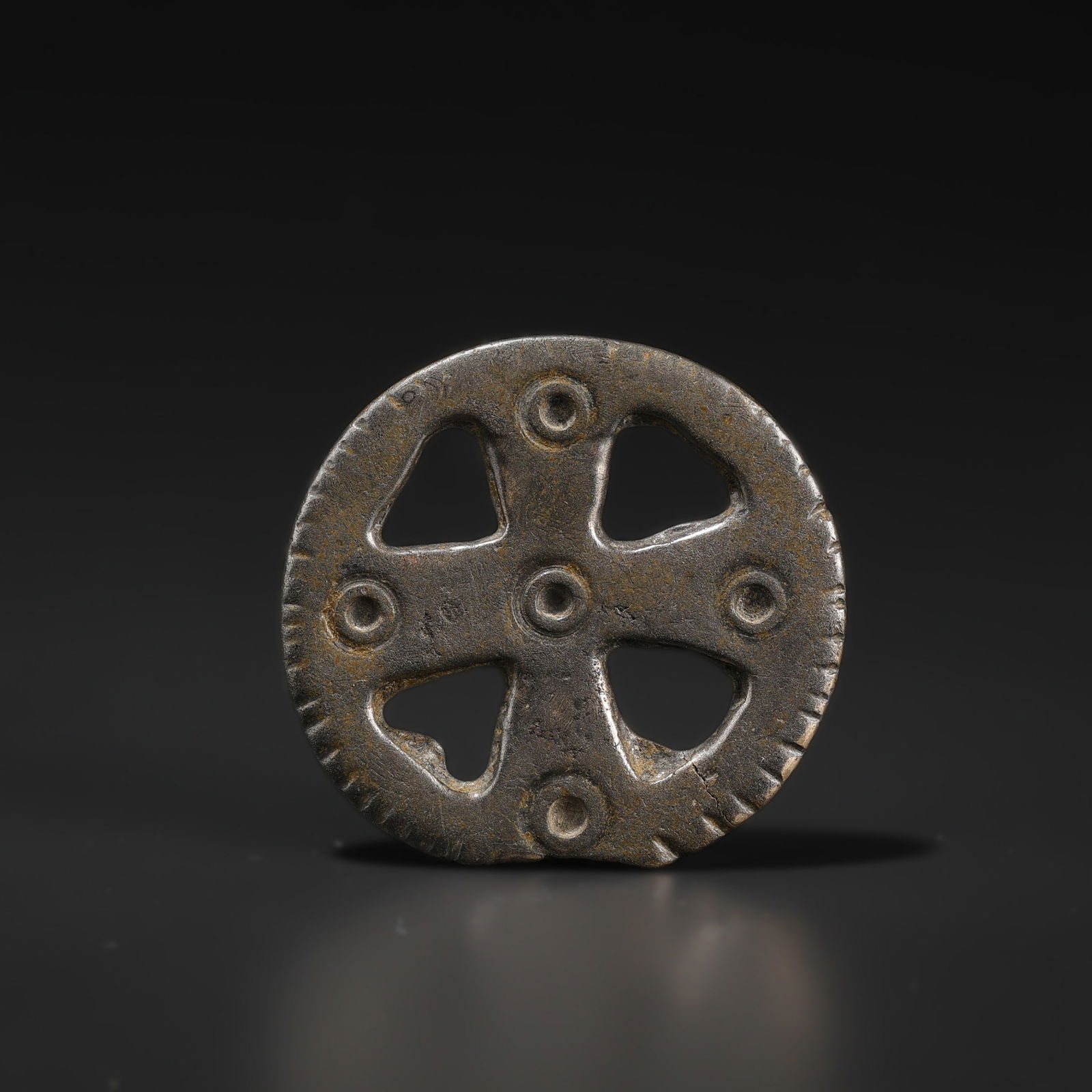 Ancient Bronze Rouelle Artifact: Ancient Bronze Rouelle Artifact Size Detail: Ø3.6cm Weight: 12gram