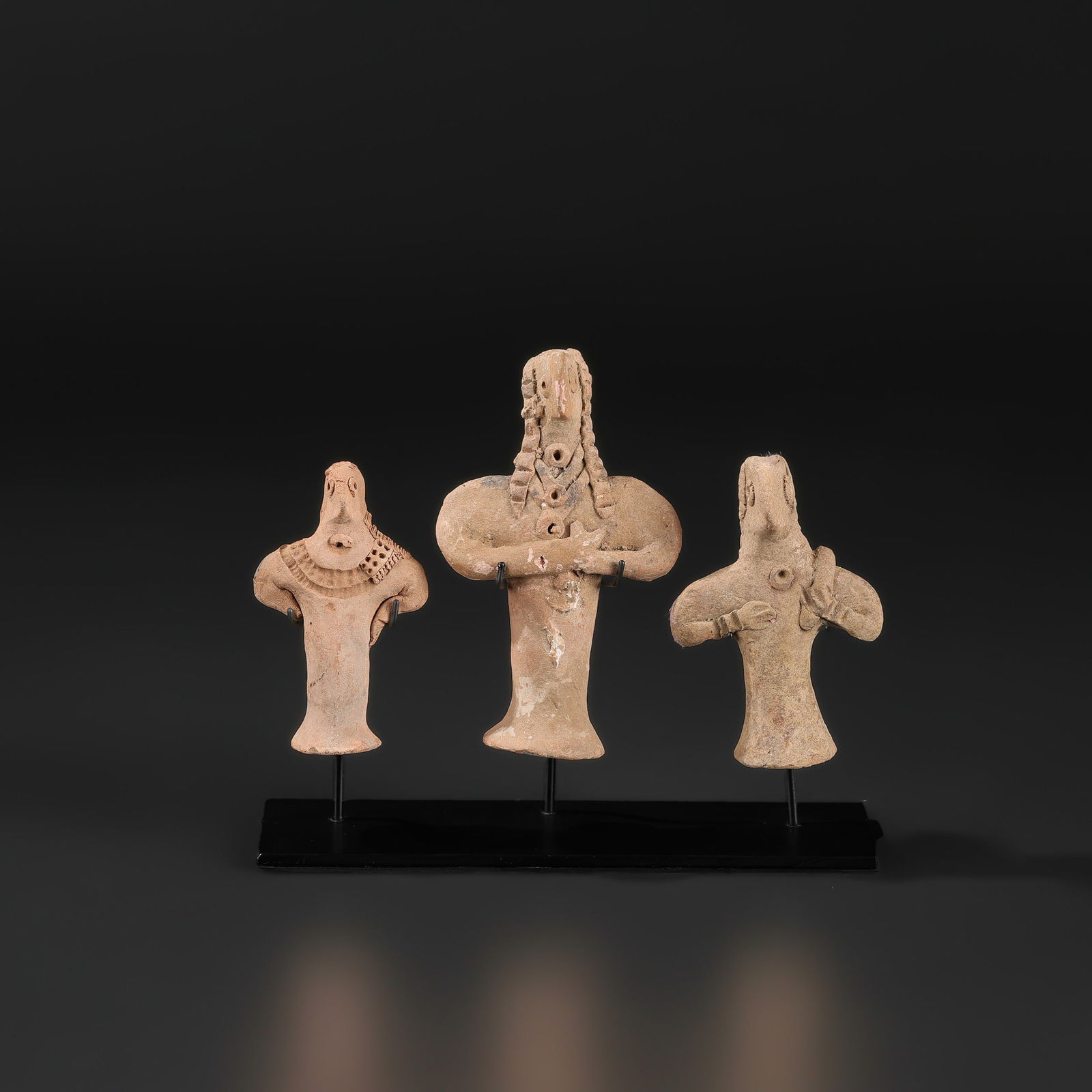 Ancient Near Eastern Indus Valley Terracotta Idols: Ancient Near Eastern Indus Valley Terracotta Idols Total Weight: 182gram