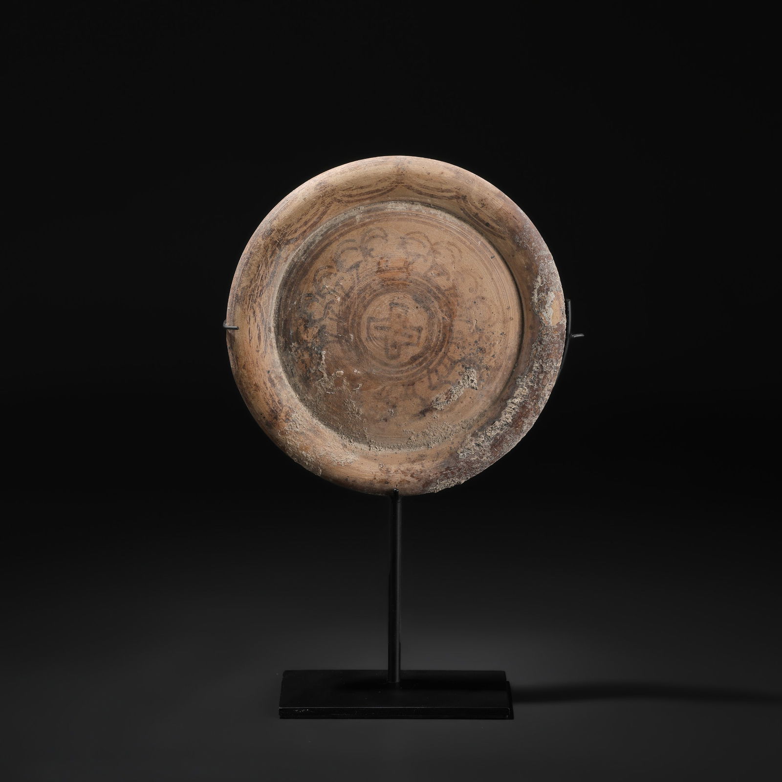 Ancient Old Indus Valley Terracotta Tray: Ancient Old Indus Valley Terracotta Tray Size Detail: Ø16.5cm Weight: 403gram