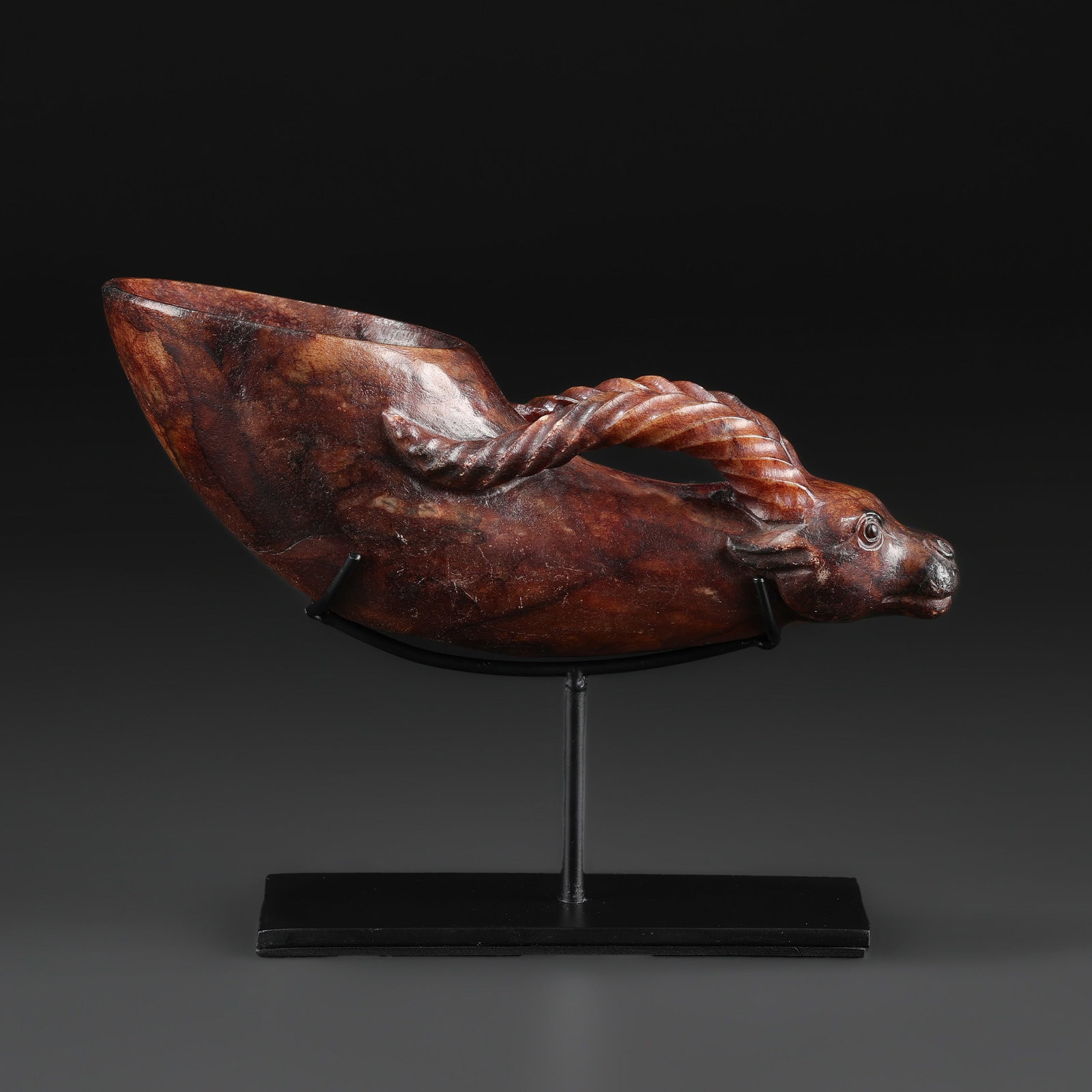 Old Chinese Jade Drink Wine Cup: Old Chinese Jade Drink Wine Cup Size Detail: 19.5 x 6.4cm Weight: 550gram