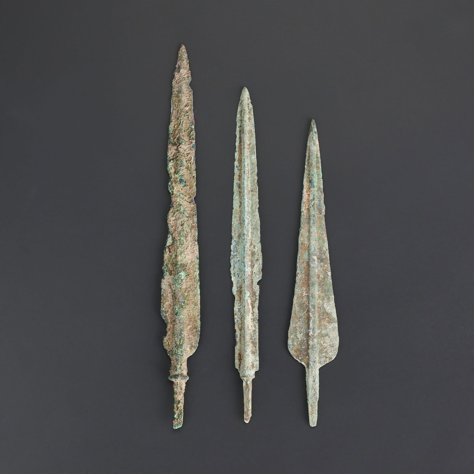 Lot of Luristan Bronze Arrowheads (1 of 5)
