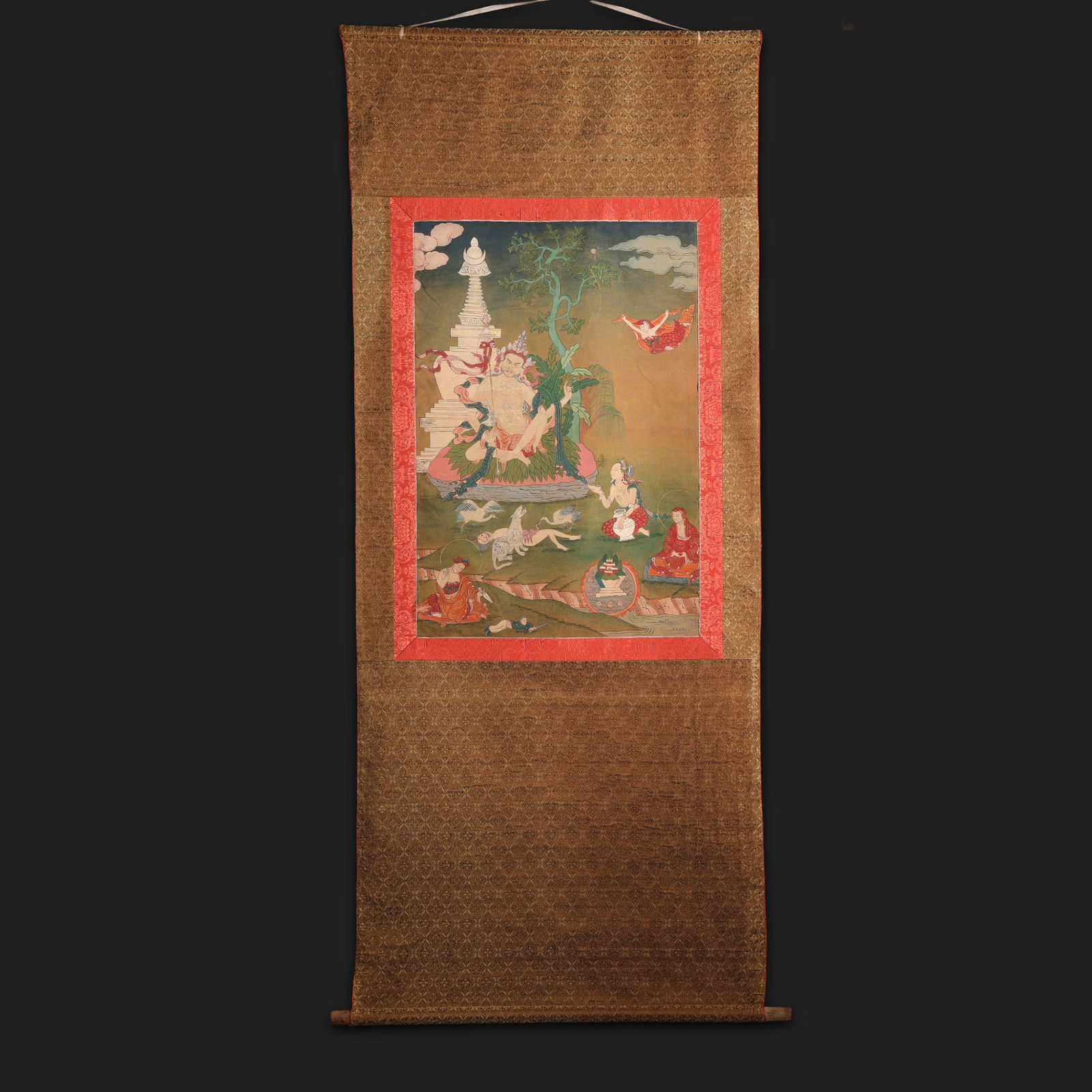 Antique Tibetan Buddhist Thangka Of MAHASIDDHA VIRUPA: Antique Tibetan Buddhist Thangka Of MAHASIDDHA VIRUPA Size Detail: 148 x 70cm Weight: 540gram