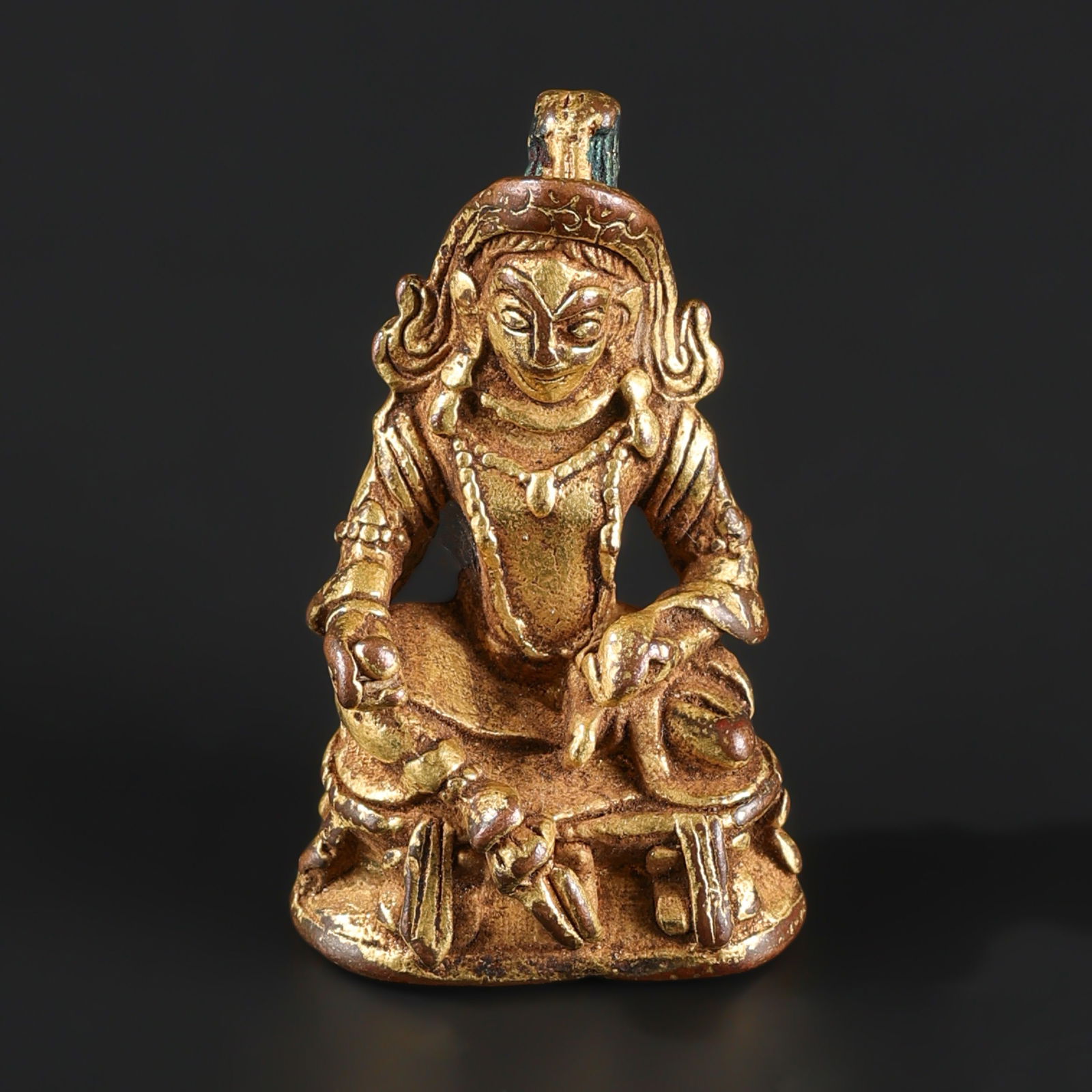 Tibetan Mahayana Buddhism Bodhisattva of Compassion: Tibetan Mahayana Buddhism Bodhisattva of Compassion Size Detail: 3.5 x 2.2cm Weight: 27gram