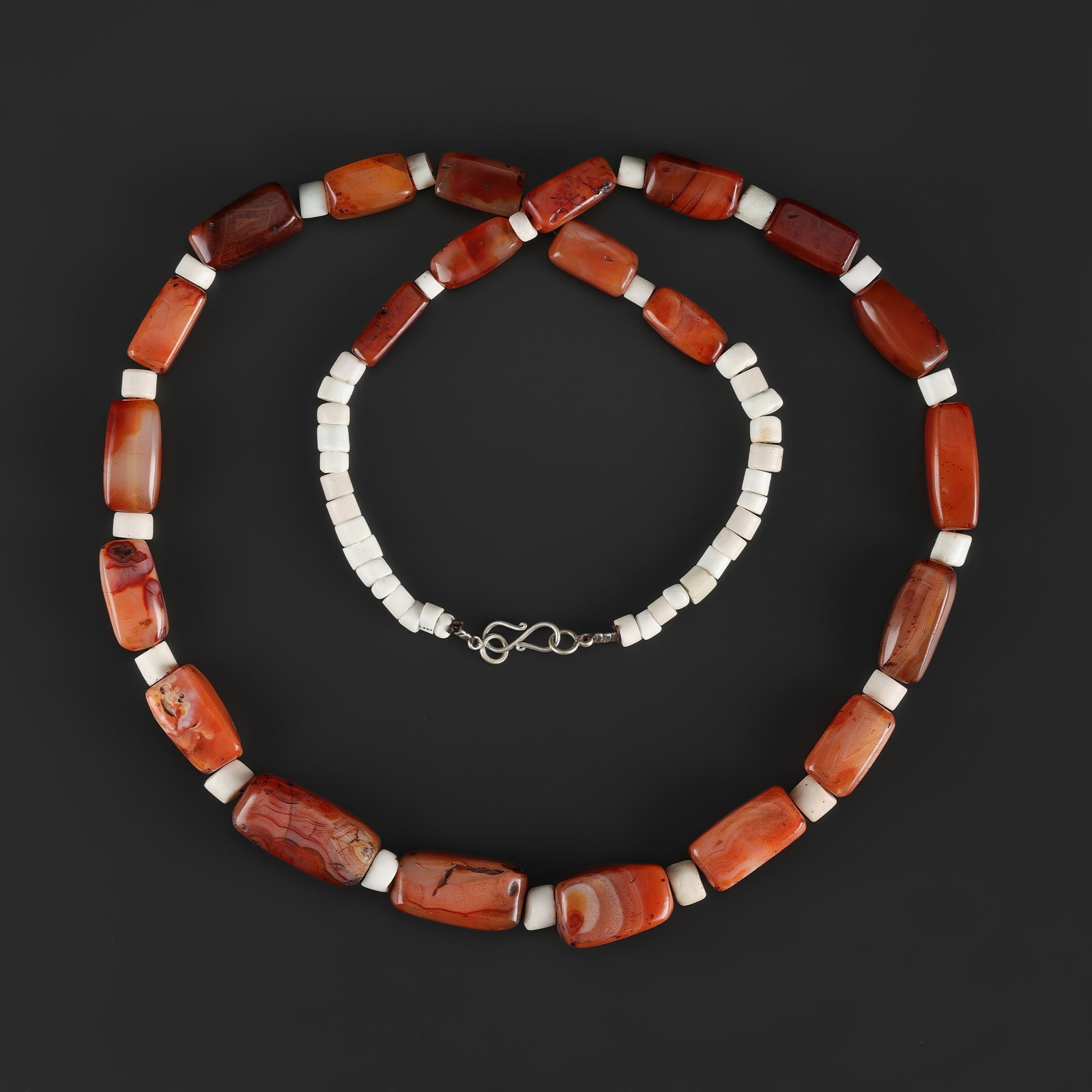 Old Carnelian and White Shell Beads Necklace (1 of 4)