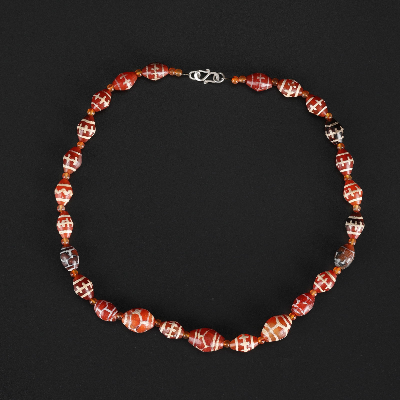 Himalaya Phum Dzi Antique Etched Carnelian Agate Beads Necklace: Himalaya Phum Dzi Antique Etched Carnelian Agate Beads Necklace Length: 18in Total Weight: 49gram