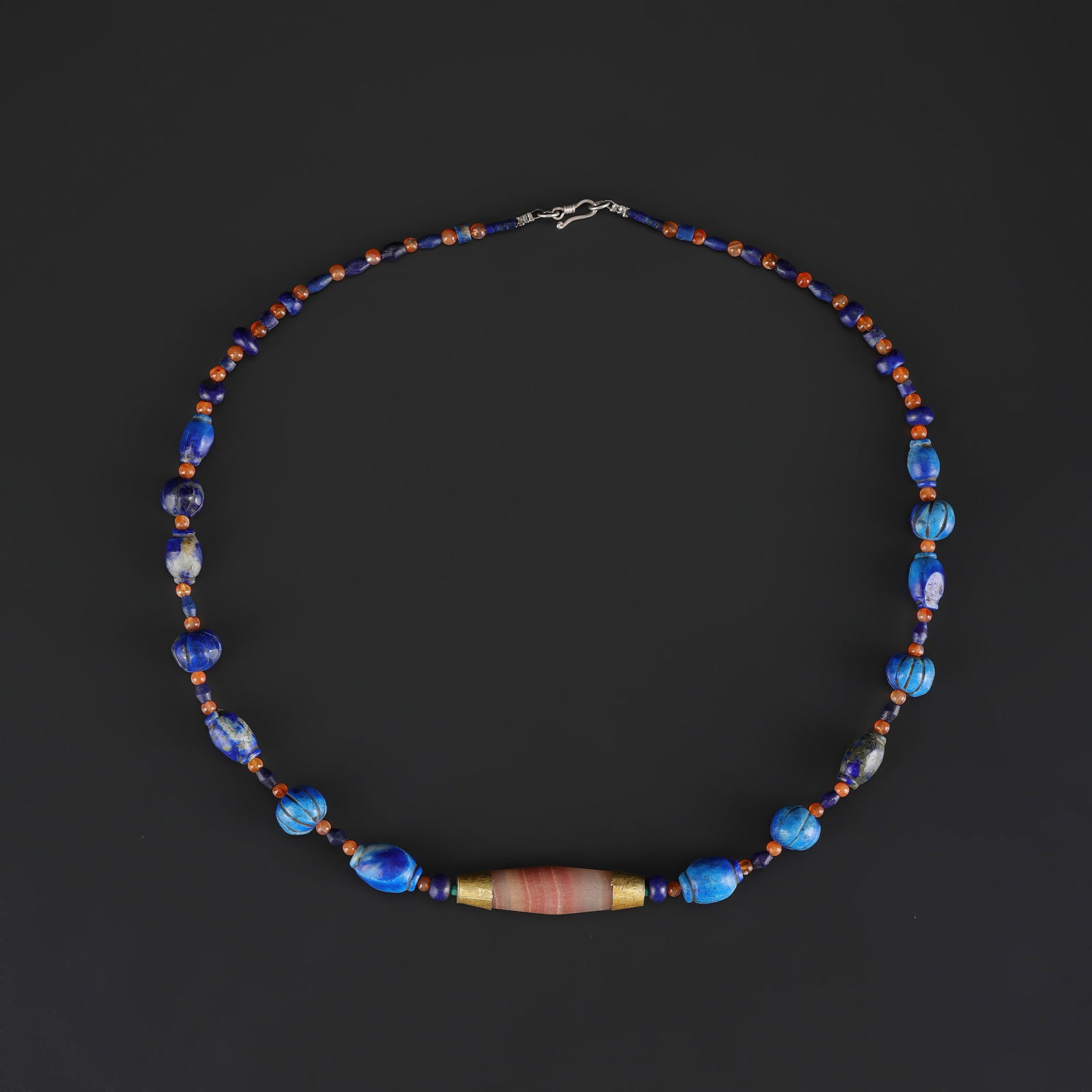 Banded Bactrian Agate Along with Lapis Beads Old Ancient Circa 2nd Century: Banded Bactrian Agate Along with Lapis Beads Old Ancient Circa 2nd Century Length: 21in Total Weight: 40gram