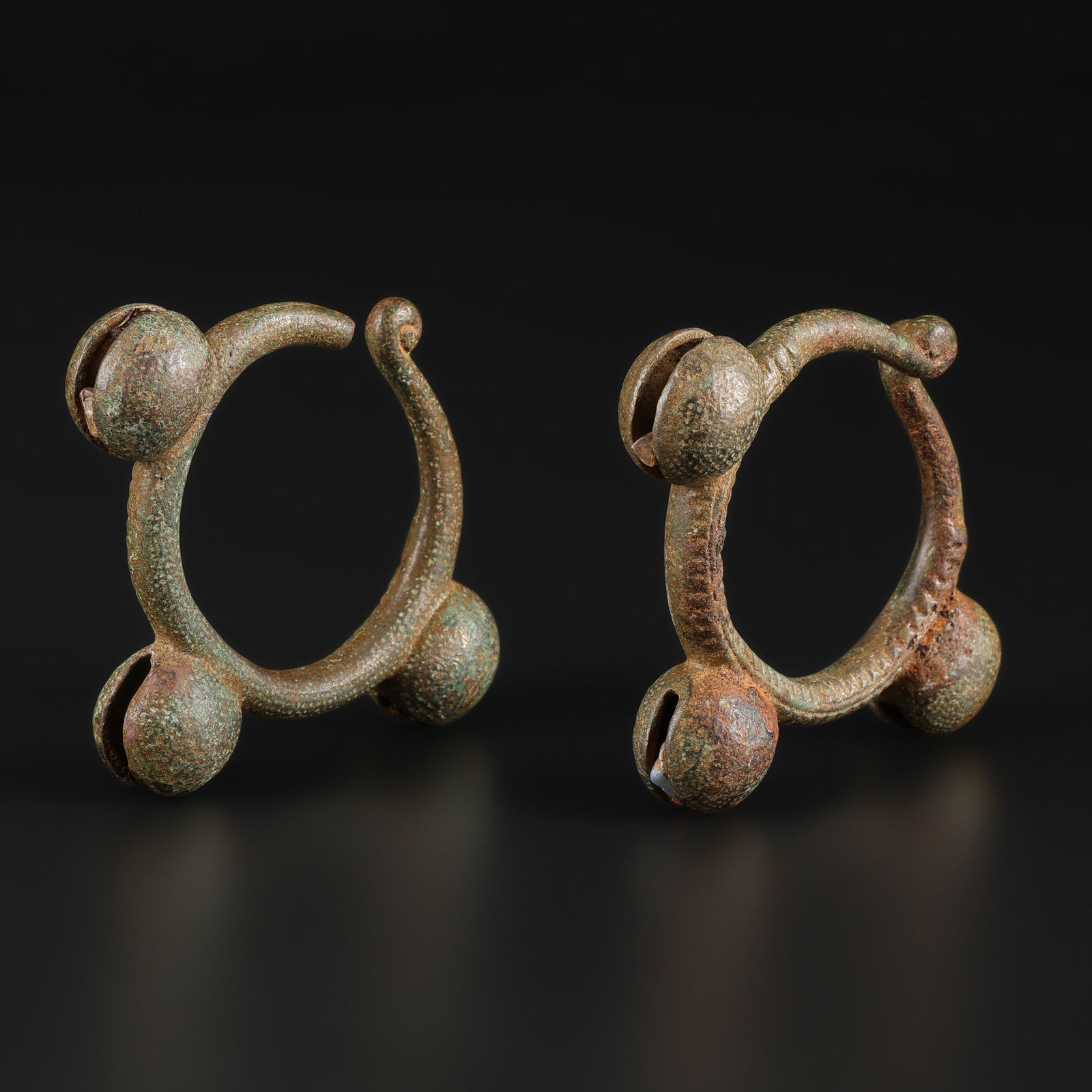 Pair of Ancient Old Bronze Bell Cuff Bracelet (1 of 4)