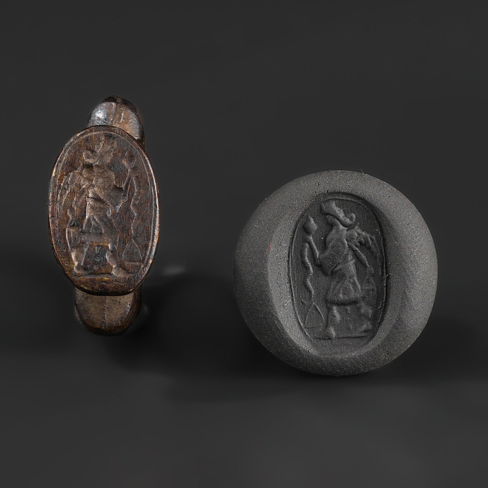 Ancient Roman Bronze Ring with Intaglio Design (1 of 5)