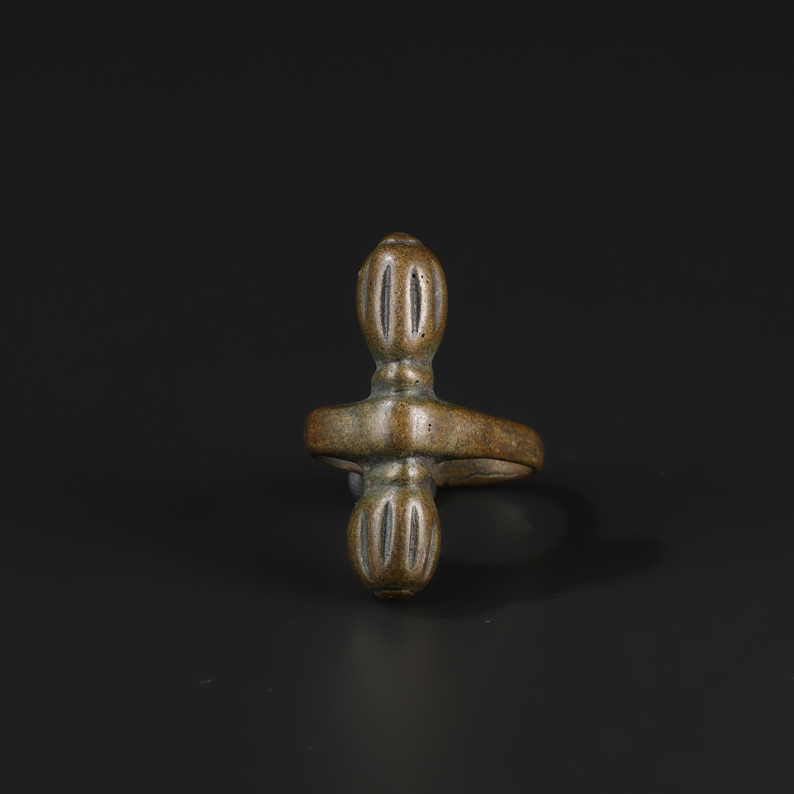 Antique Tibetan Double Vajra Vishvavajra Ring (1 of 5)