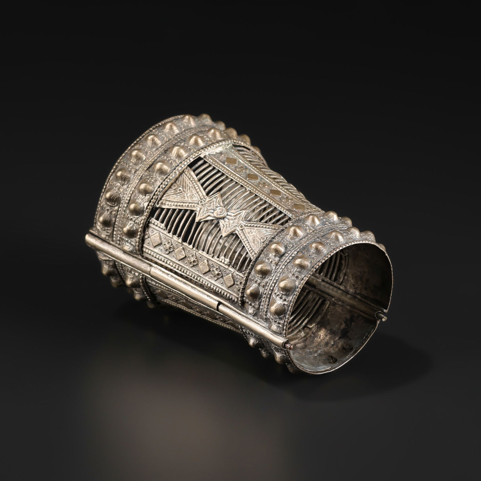 Old Hand Made Vintage Spiked Silver Cuffs Bangle Mangal Kuchi Trible Jewelry (1 of 5)