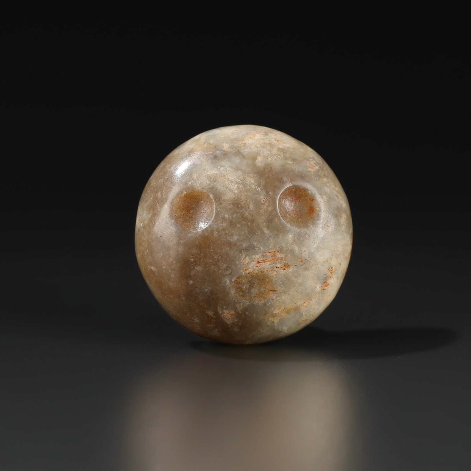 Chinese Hongshan Culture Old Jade Button: Chinese Hongshan Culture Old Jade Button Size Detail: ?3.5cm Weight: 27gram