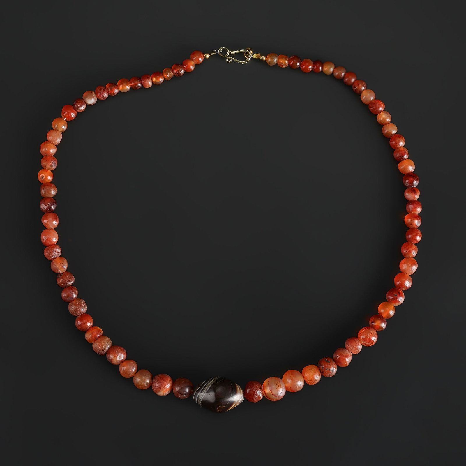 Antique Mix Carnelian Old Agate Beads Necklace: Antique Mix Carnelian Old Agate Beads Necklace Length: 22in Total Weight: 79gram