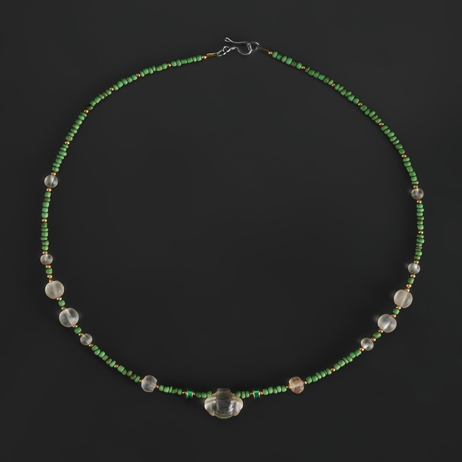 Necklace of Mix small Turquoise and Crystal Beads: Necklace of Mix small Turquoise and Crystal Beads Length: 19in Total Weight: 15gram