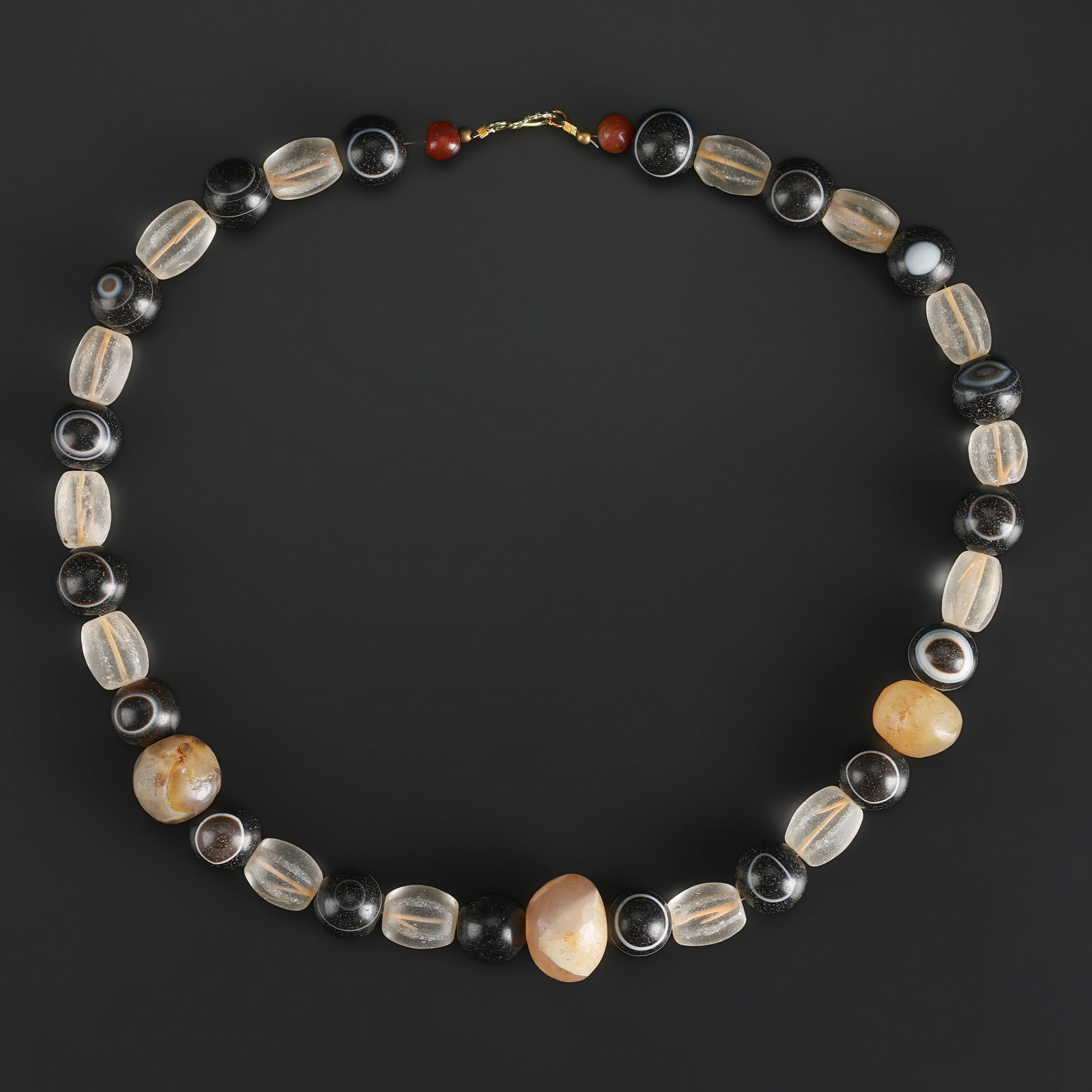 Collection of Antique Mix Material Old Beads Necklace: Collection of Antique Mix Material Old Beads Necklace Length: 24in Total Weight: 229gram