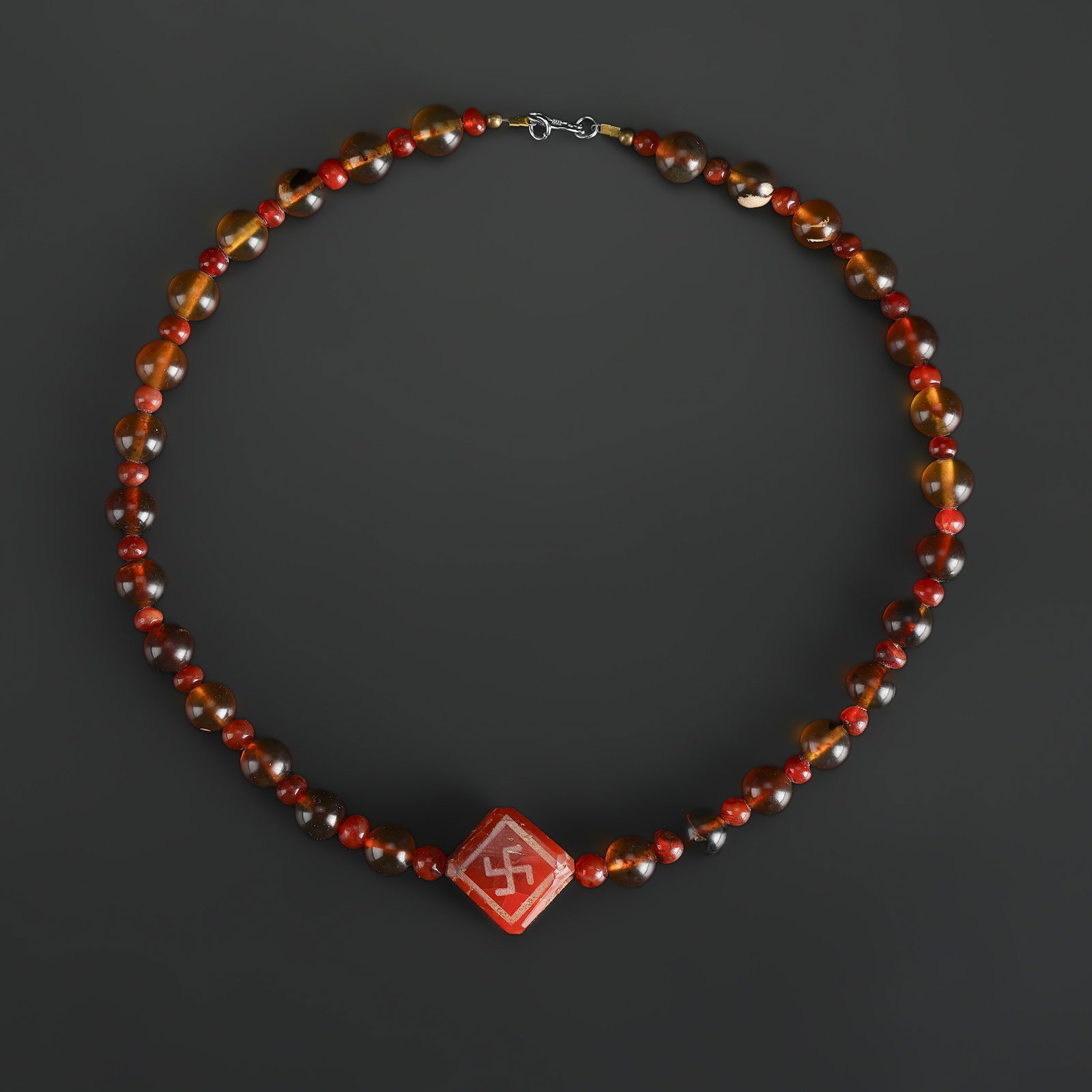Ancient Old Carnelian Amber and Etched Carnelian Agate Beads Necklace: Ancient Old Carnelian Amber and Etched Carnelian Agate Beads Necklace Length: 20in Total Weight: 46gram