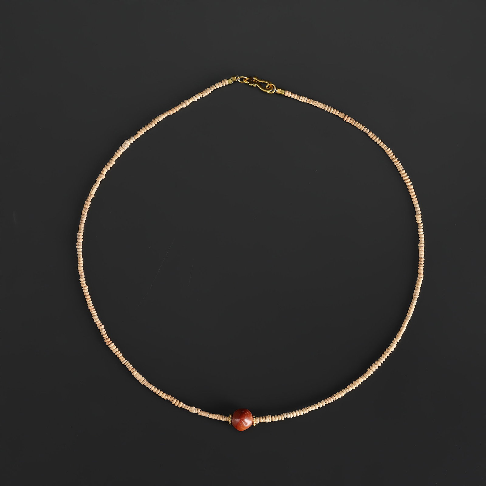 Collection of Antique Mix Material Old Beads Necklace: Collection of Antique Mix Material Old Beads Necklace Length: 19in Total Weight: 5gram