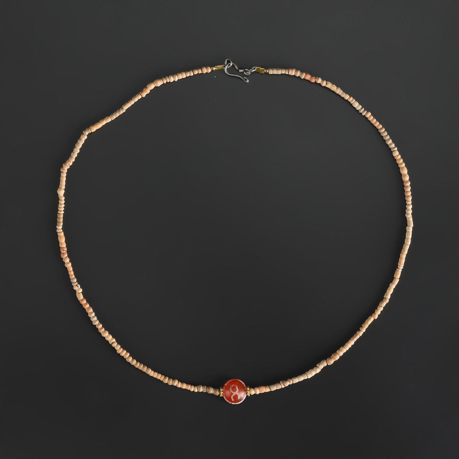 Collection of Antique Mix Material Old Beads Necklace: Collection of Antique Mix Material Old Beads Necklace Length: 20in Total Weight: 7gram