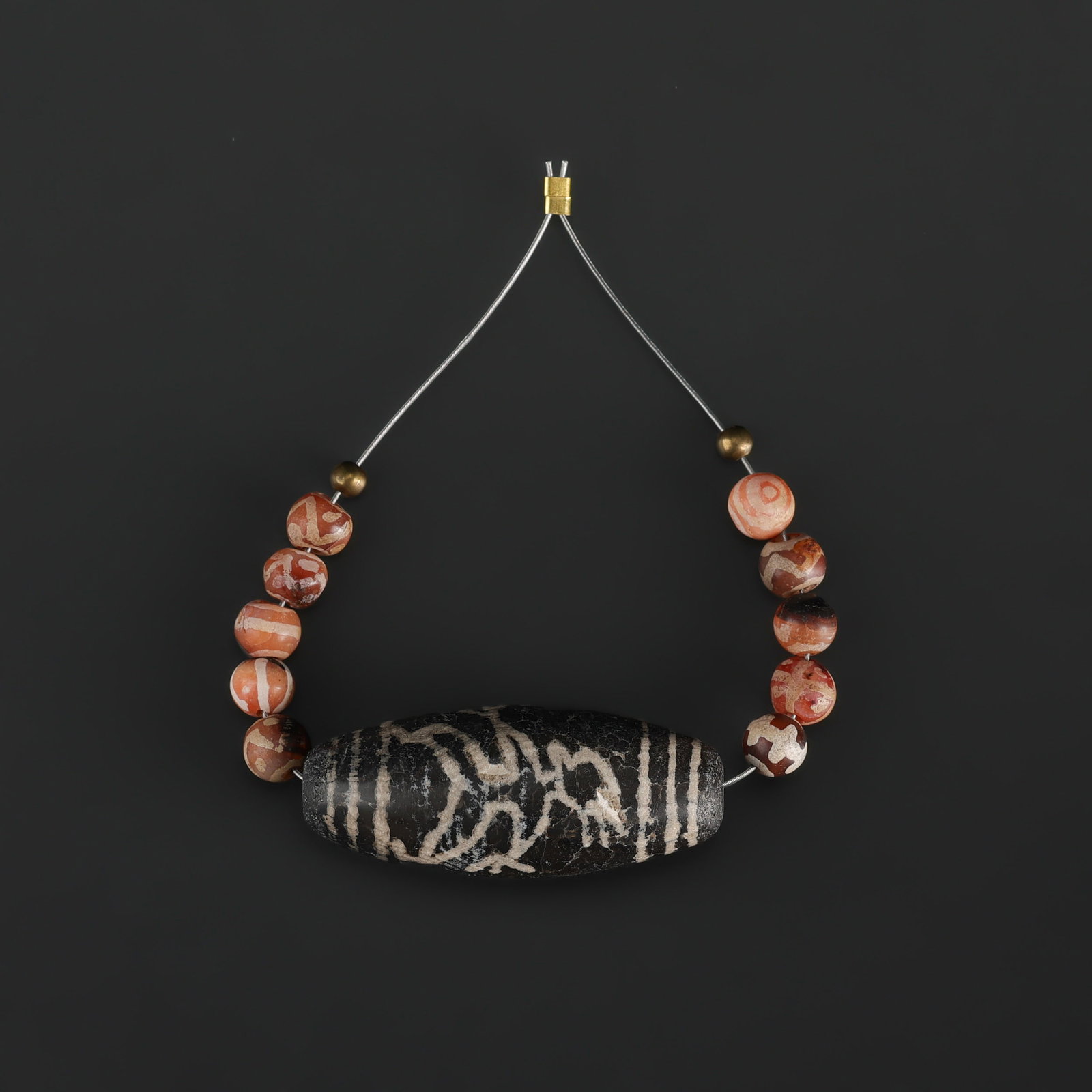 Collection of Antique Mix Old Etched Painting Carnelian Beads Lot: Collection of Antique Mix Old Etched Painting Carnelian Beads Lot Total Weight: 26gram