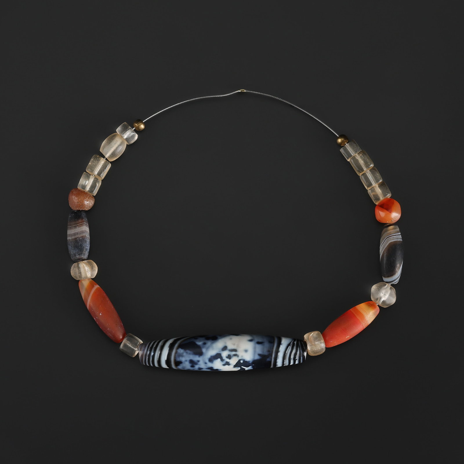 Collection of Antique Mix Old Beads Lot: Collection of Antique Mix Old Beads Lot Total Weight: 30gram