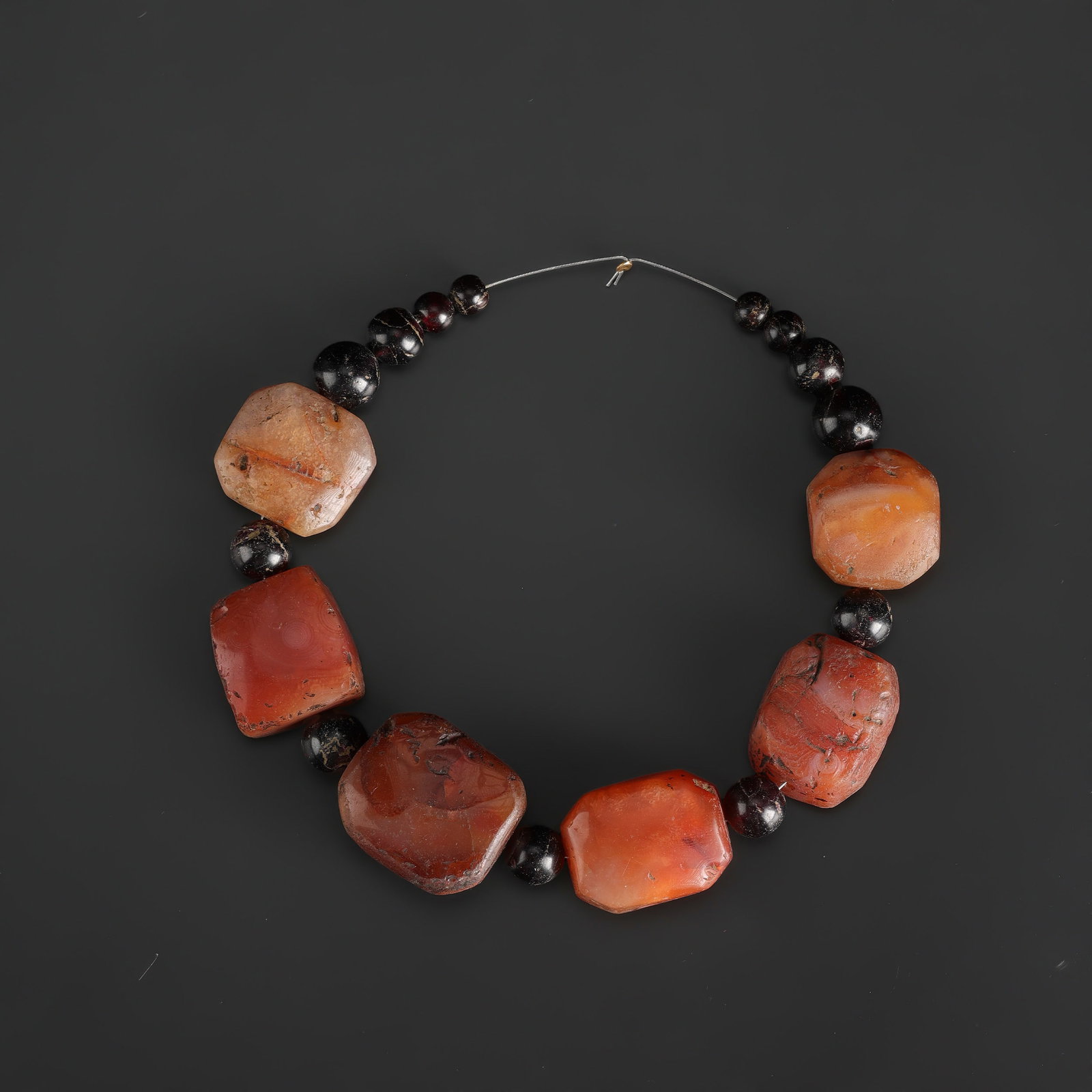 Collection of Antique Old Agate Beads Lot: Collection of Antique Old Agate Beads Lot Total Weight: 131gram