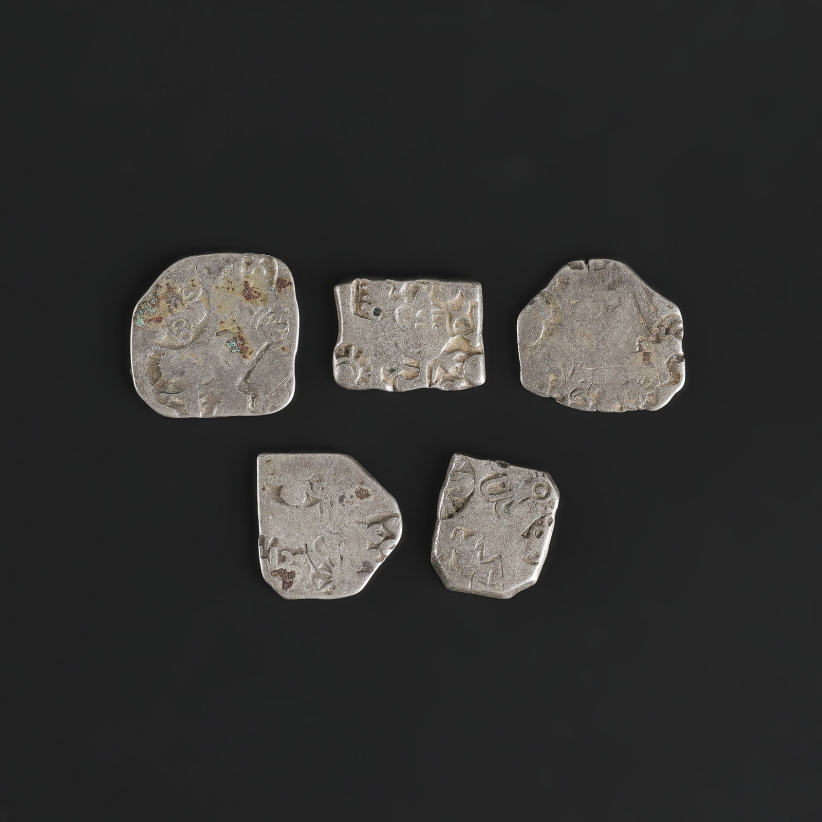 Lot of 5 Ancient Indian Silver Karshapana Coins: Lot of 5 Ancient Indian Silver Karshapana Coins Total Weight: 15gram