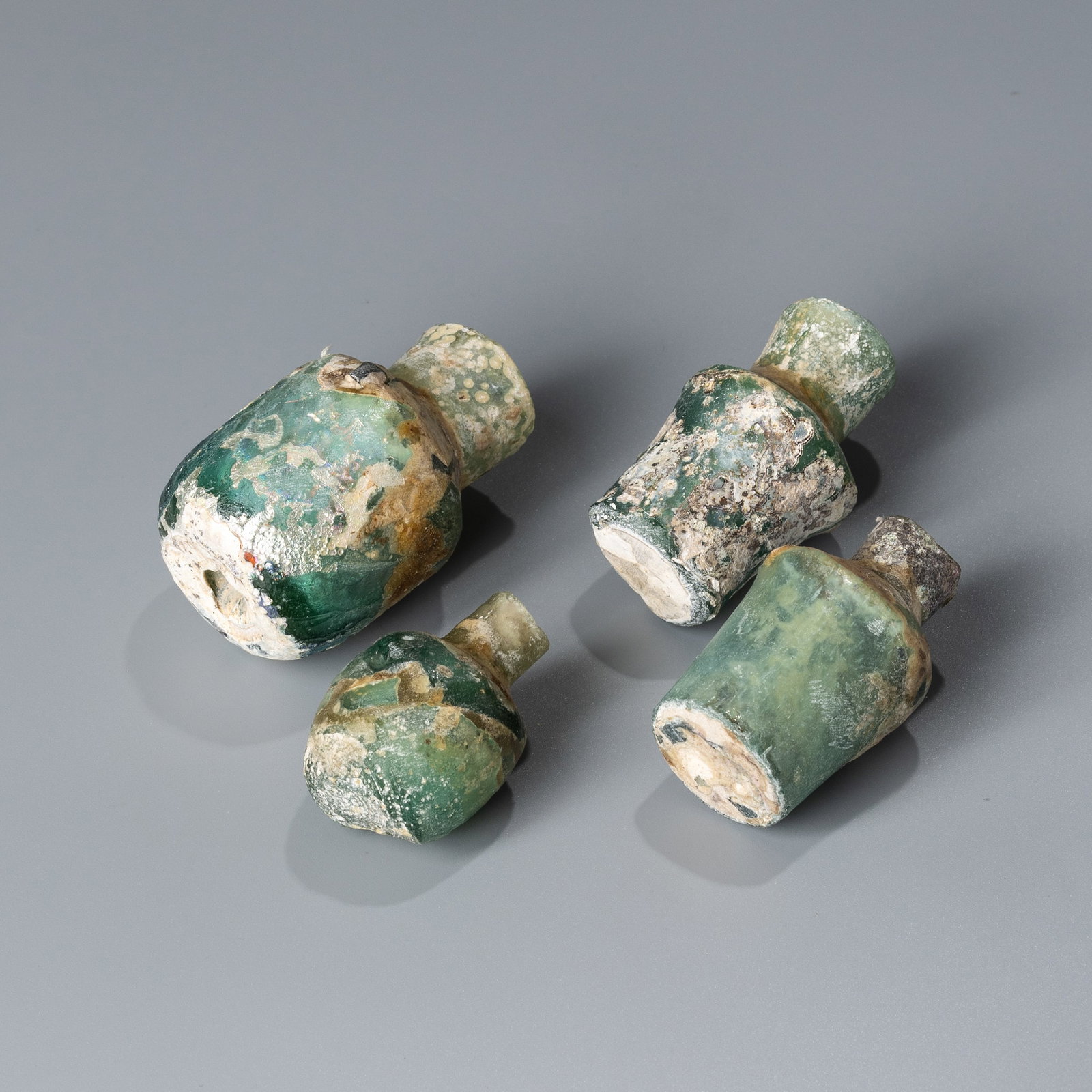 Ancient Roman Glass Bottle Vessel Lot: Ancient Roman Glass Bottle Vessel Lot Total Weight: 107gram