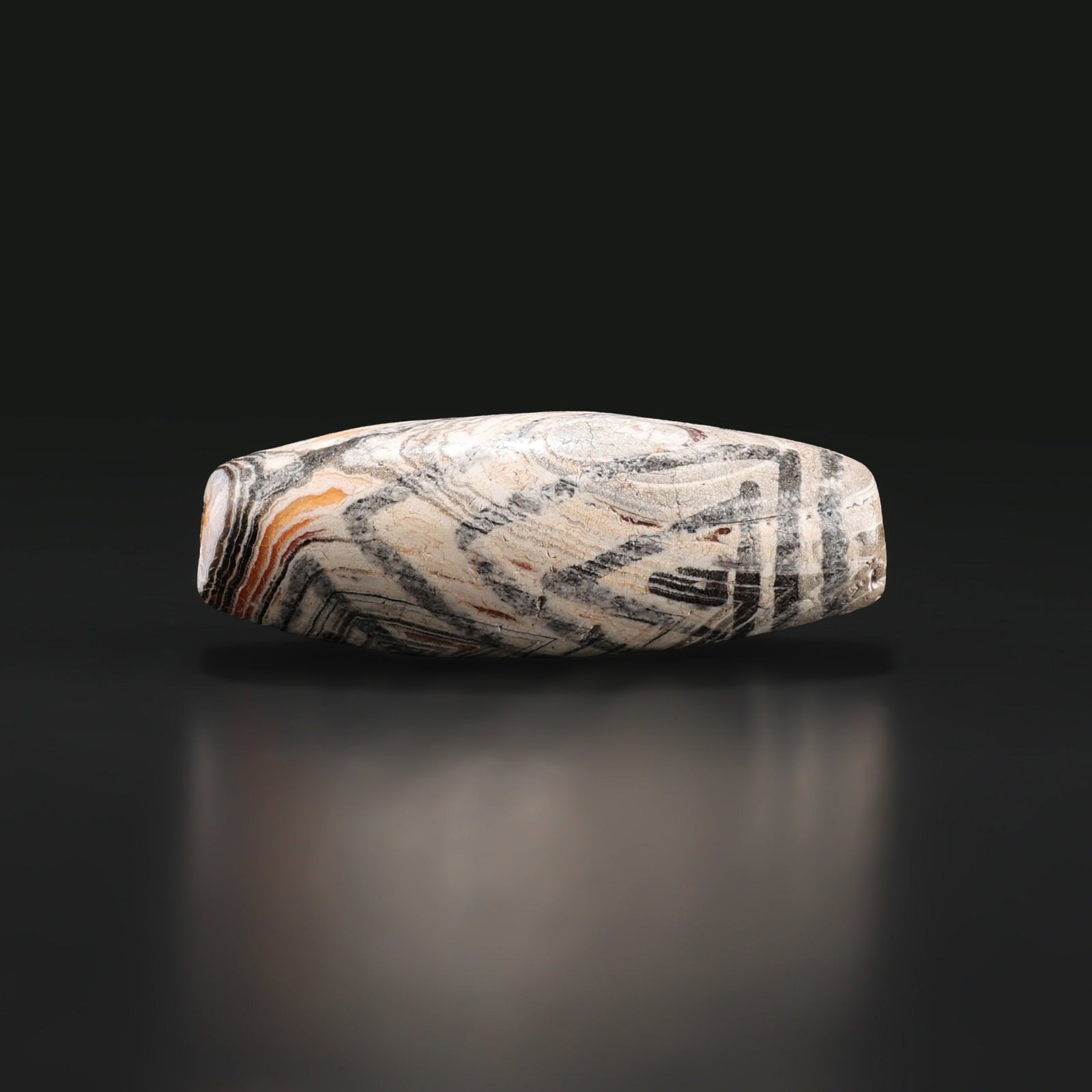 Old Ancient Unique Triangular Pattern Banded Agate Amulet Bead - 2