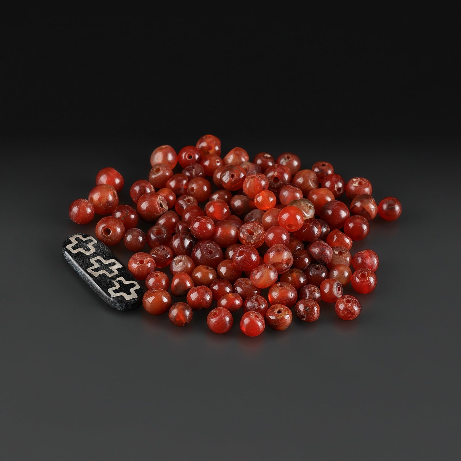 Collection of Ancient Carnelian Beads Lot: Collection of Ancient Carnelian Beads Lot Total Weight: 42gram