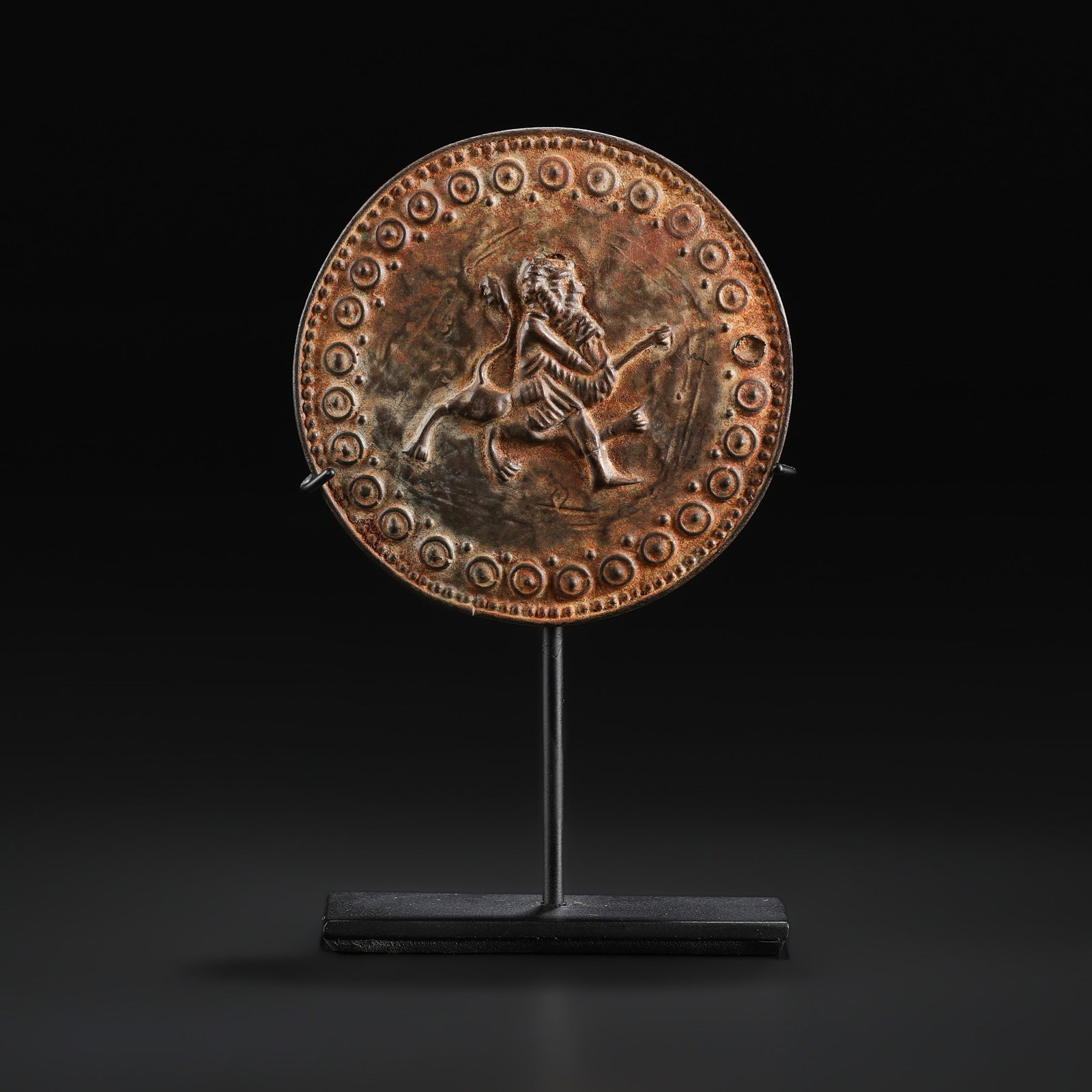 Ancient Romans Byzantine Cloths Ornaments Jewelry Bronze Belt Buckle Conchos: Ancient Romans Byzantine Cloths Ornaments Jewelry Bronze Belt Buckle Conchos Size Detail: ?7.6cm Weight: 28gram