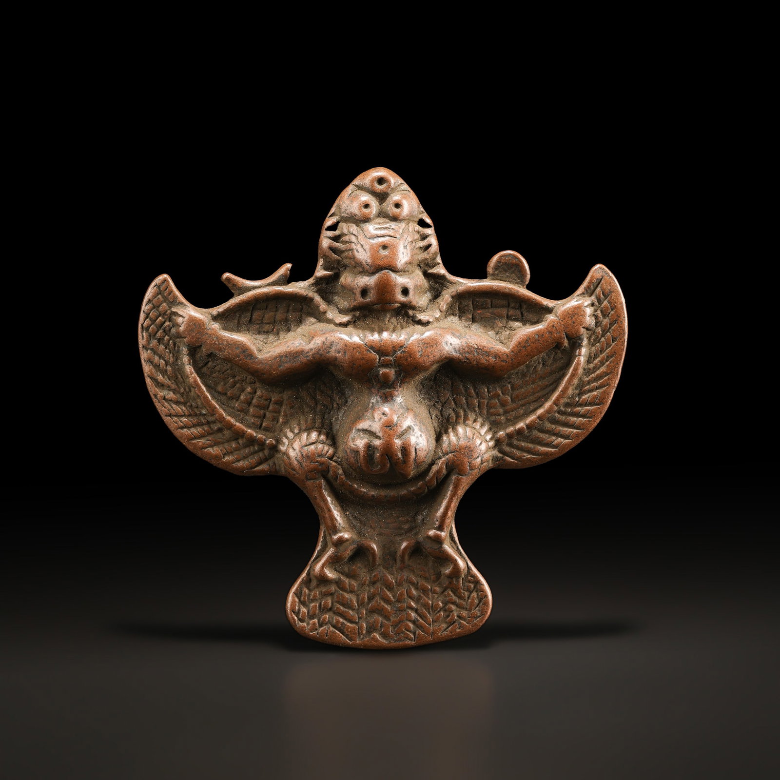Ancient Old Tibetan Amulet Pendant: Ancient Old Tibetan Amulet Pendant Size Detail: 7.5 x 7.7cm Weight: 76gram