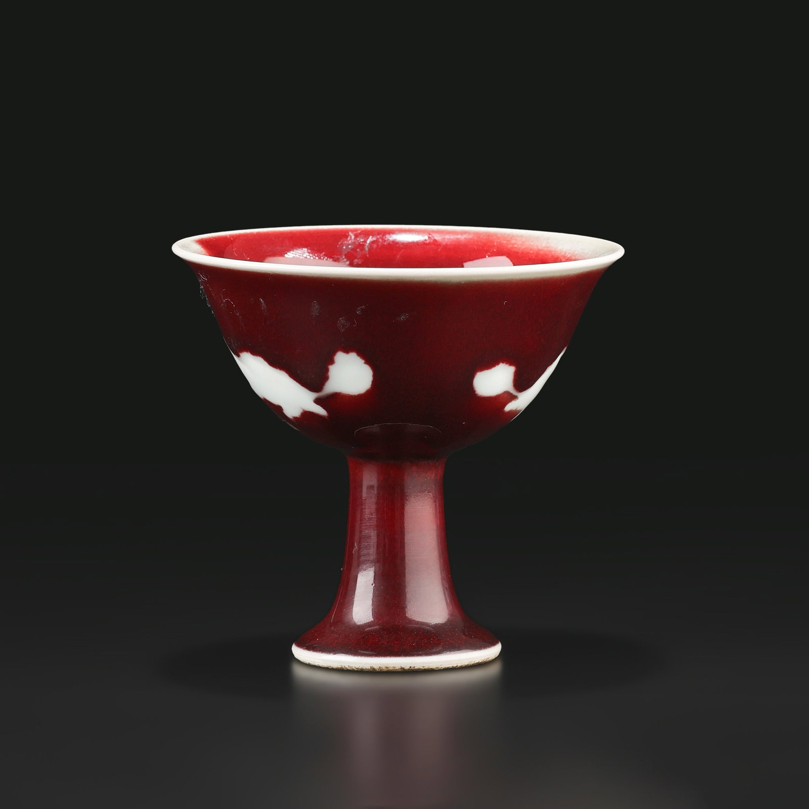 Rare China Porcelain the Ming dynasty Red Fish texture Goblet: Rare China Porcelain the Ming dynasty Red Fish texture Goblet Size Detail: 10 x 9.2cm Weight: 176gram