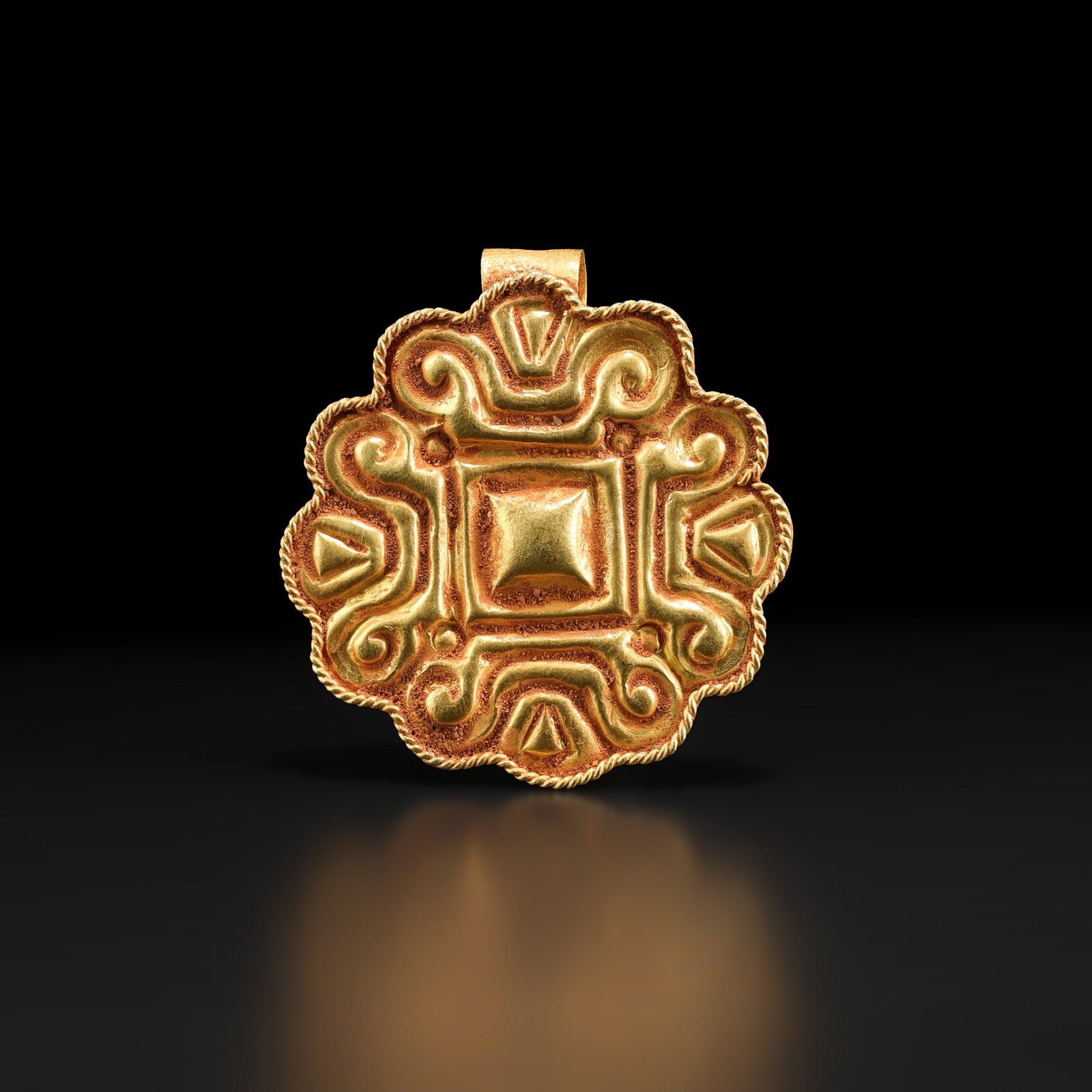 Pre-Columbian Style 19K Gold Pendant Amulet with Geometric Motifs: Fine Gold Pre-Columbian Style 19K Gold Pendant Amulet with Geometric Motifs. A desirable auction piece with strong decorative presence and fine gold craftsmanship. Well suited for antique pendant and 