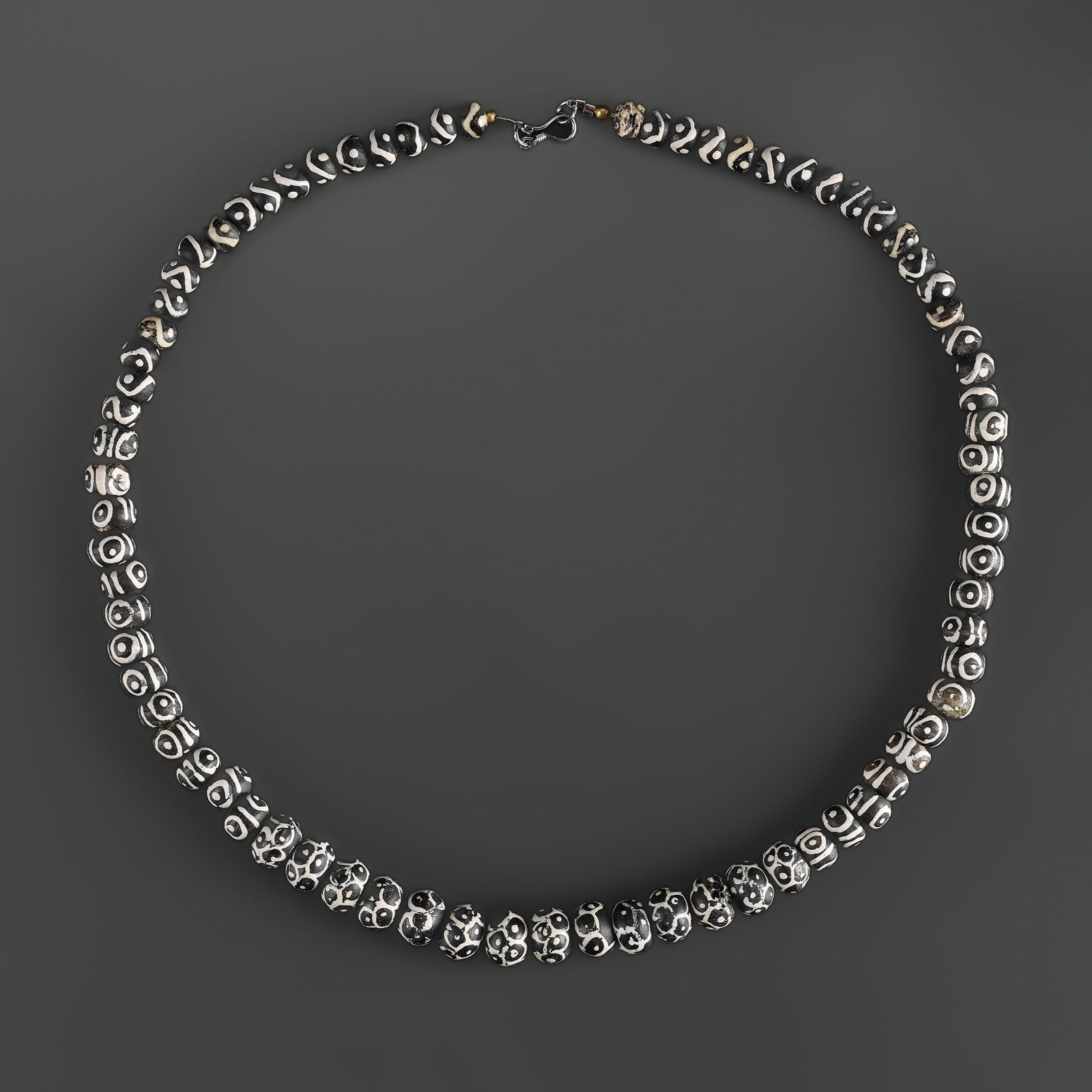 Vintage Zen Venetian Trade Glass Beads Necklace: Fine Bead Necklace Vintage Zen Venetian Trade Glass Beads Necklace. A desirable auction piece with appealing beadwork and collectible visual character. Well suited for ethnographic jewelry collectors,