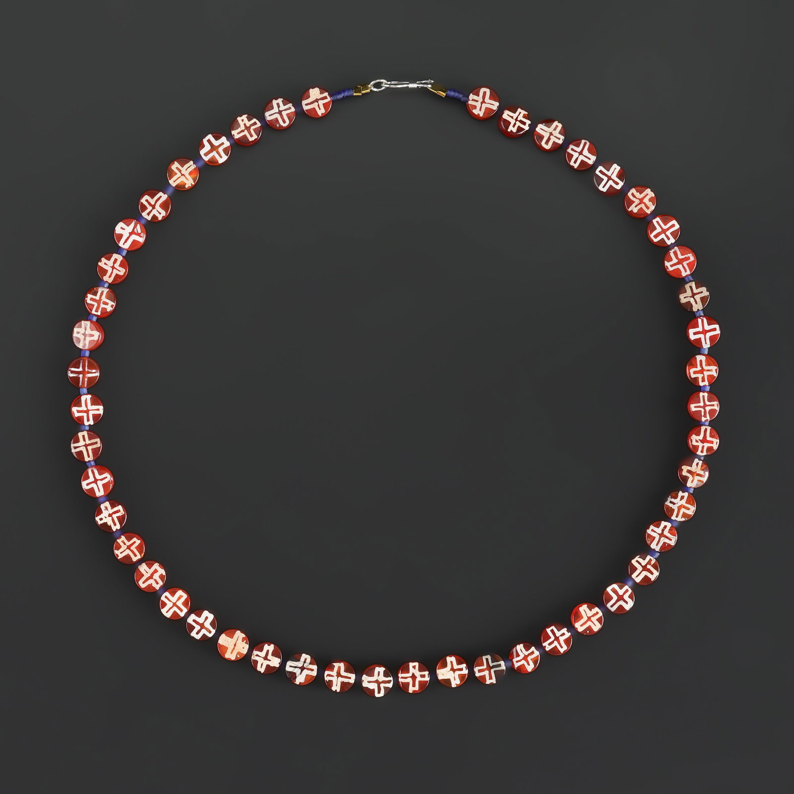 Vintage Antique Style Etched Painted Carnelian Jewelry Beads Necklace: Fine Bead Necklace Vintage Antique Style Etched Painted Carnelian Jewelry Beads Necklace. A desirable auction piece showing attractive natural color, texture, and character. Well suited for ethnograph