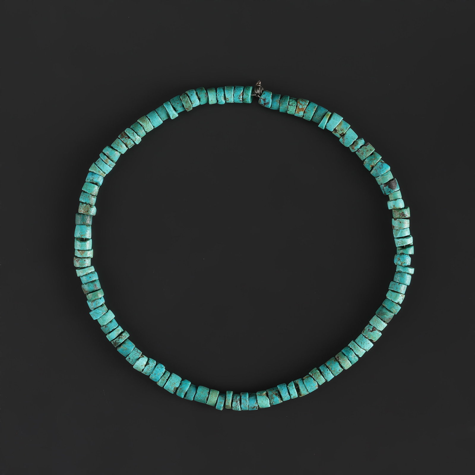 Collection of Antique Chinese Old Turquoise Beads Necklace: Fine Bead Necklace Collection of Antique Chinese Old Turquoise Beads Necklace. A desirable auction piece with appealing beadwork and collectible visual character. Well suited for ethnographic jewelry 