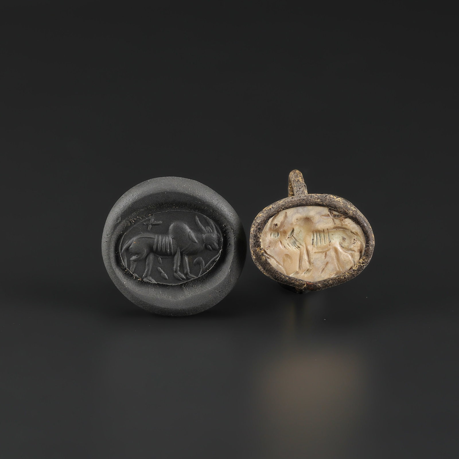 Near Eastern Ancient Bactrian Sasanian Bronze Jewelry Ring Agate Stamp Intaglio (1 of 5)