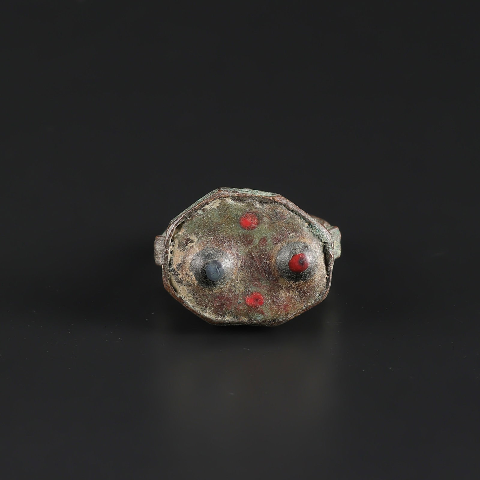 Near Eastern Antique Roman Glass Bronze Jewelry Ring (1 of 5)