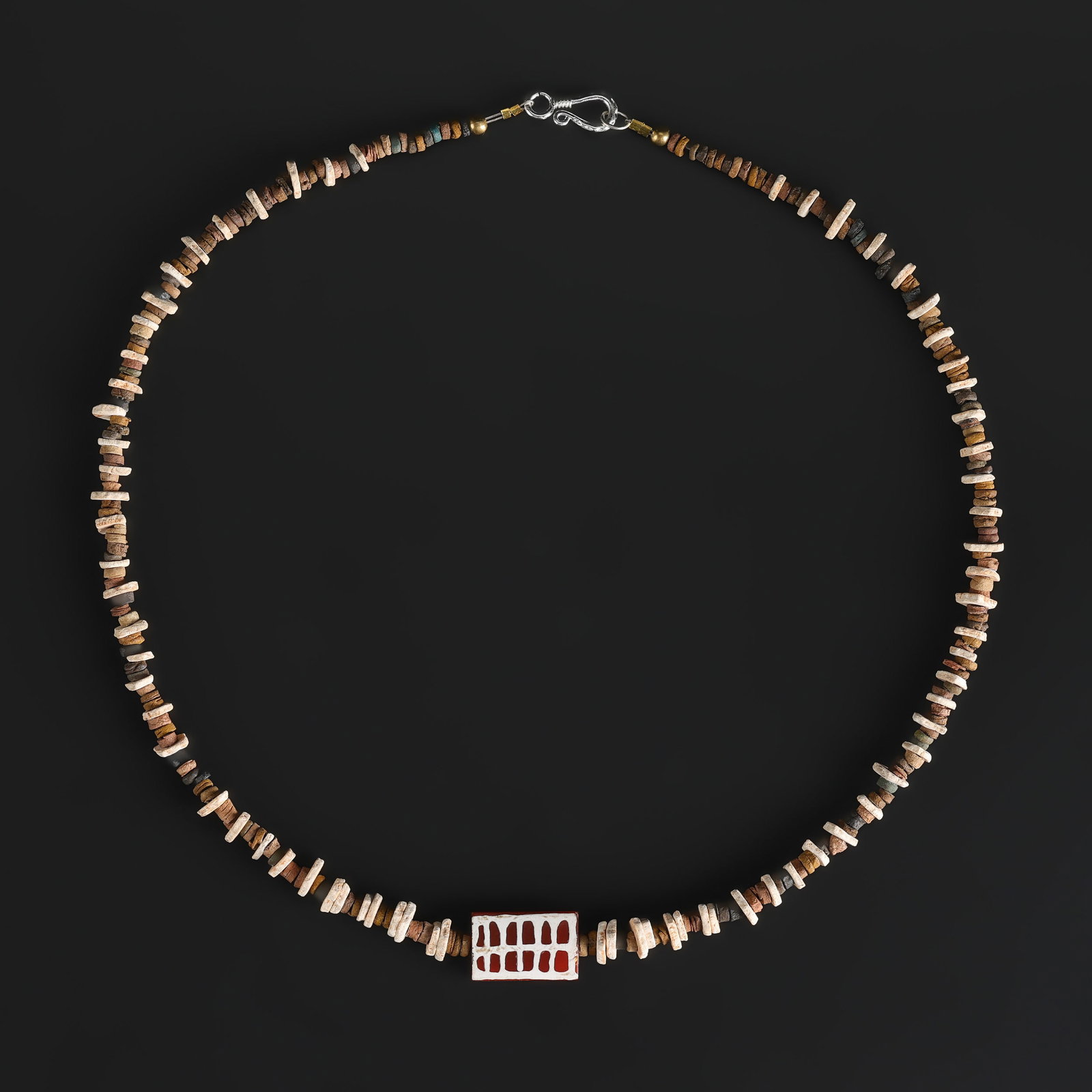 Collection of Antique Mix Old Beads Necklace: Collection of Antique Mix Old Beads Necklace, featuring selected beads or ornaments with decorative appeal for collectors. Length: 20in Total Weight: 17gram