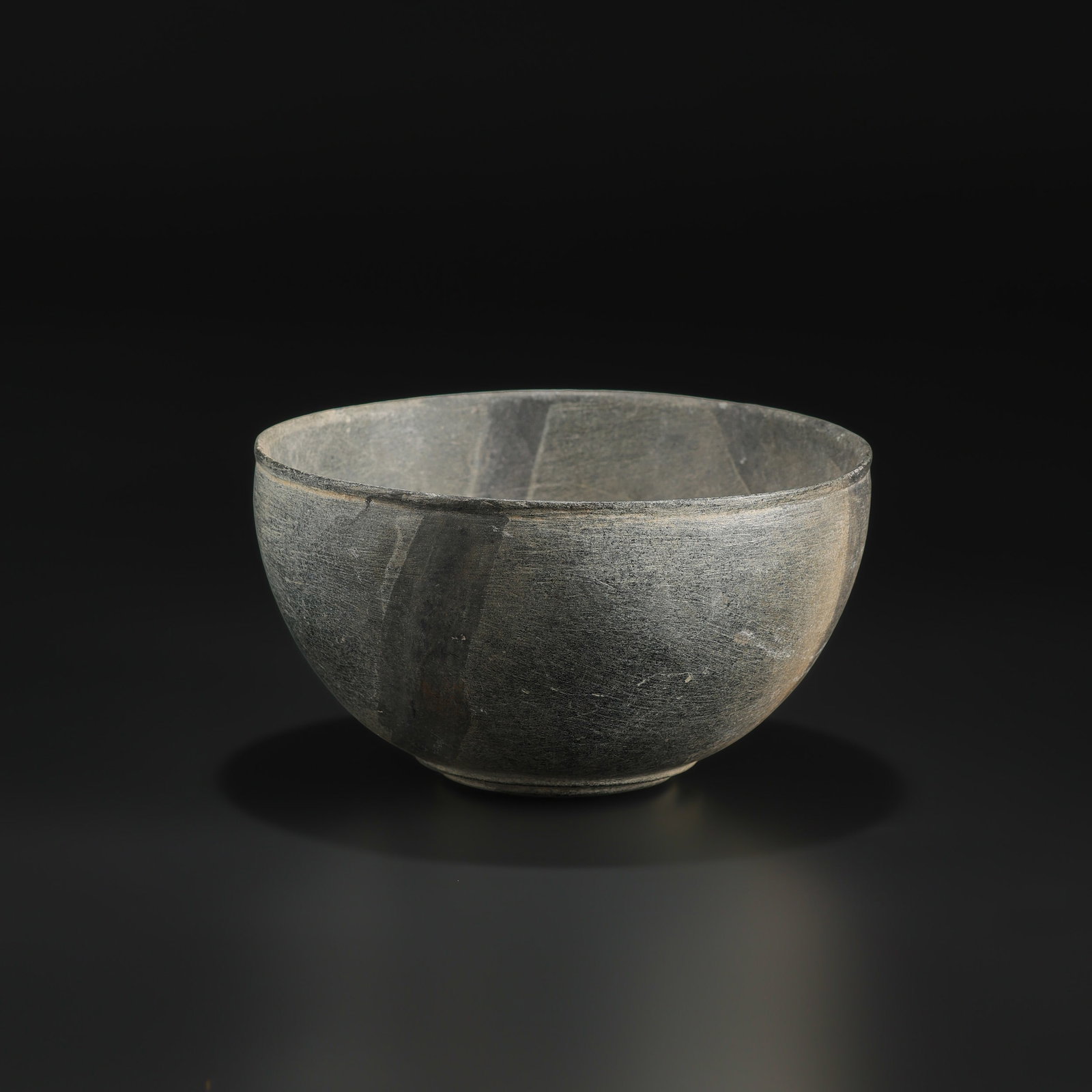 Antique Indo Greek Gray Schist Stone Bowl: Antique Indo Greek Gray Schist Stone Bowl featuring quality craftsmanship and collectible appeal. Suitable for display or collection. Size Detail: 13.6 x 7.5cm Weight: 375gram