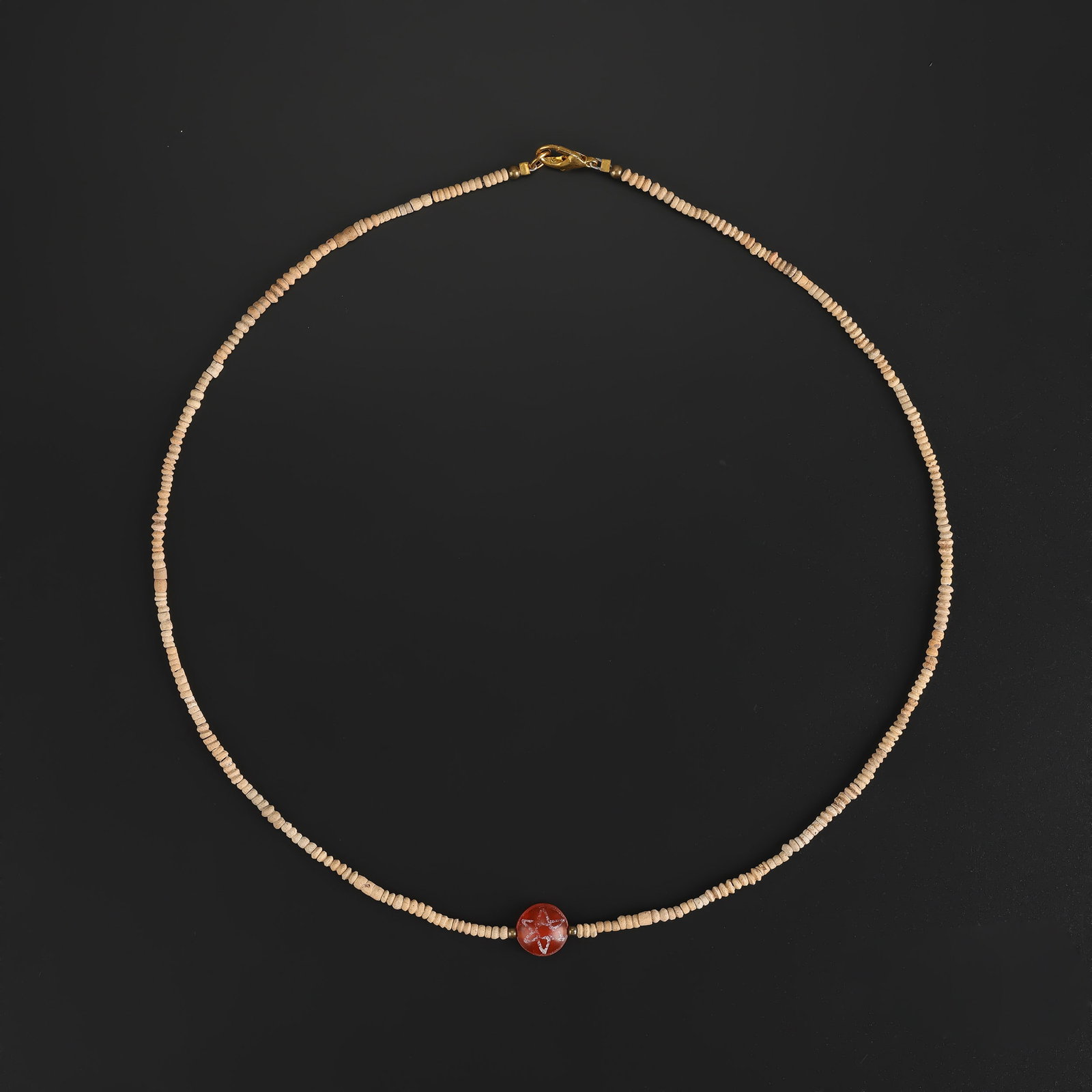 Antique Painted Himalayan Carnelian Agate Bead With Faience Old Beads Necklace: Antique Painted Himalayan Carnelian Agate Bead With Faience Old Beads Necklace featuring quality craftsmanship and collectible appeal. Suitable for display or collection. Length: 20in Total Weight: 5g